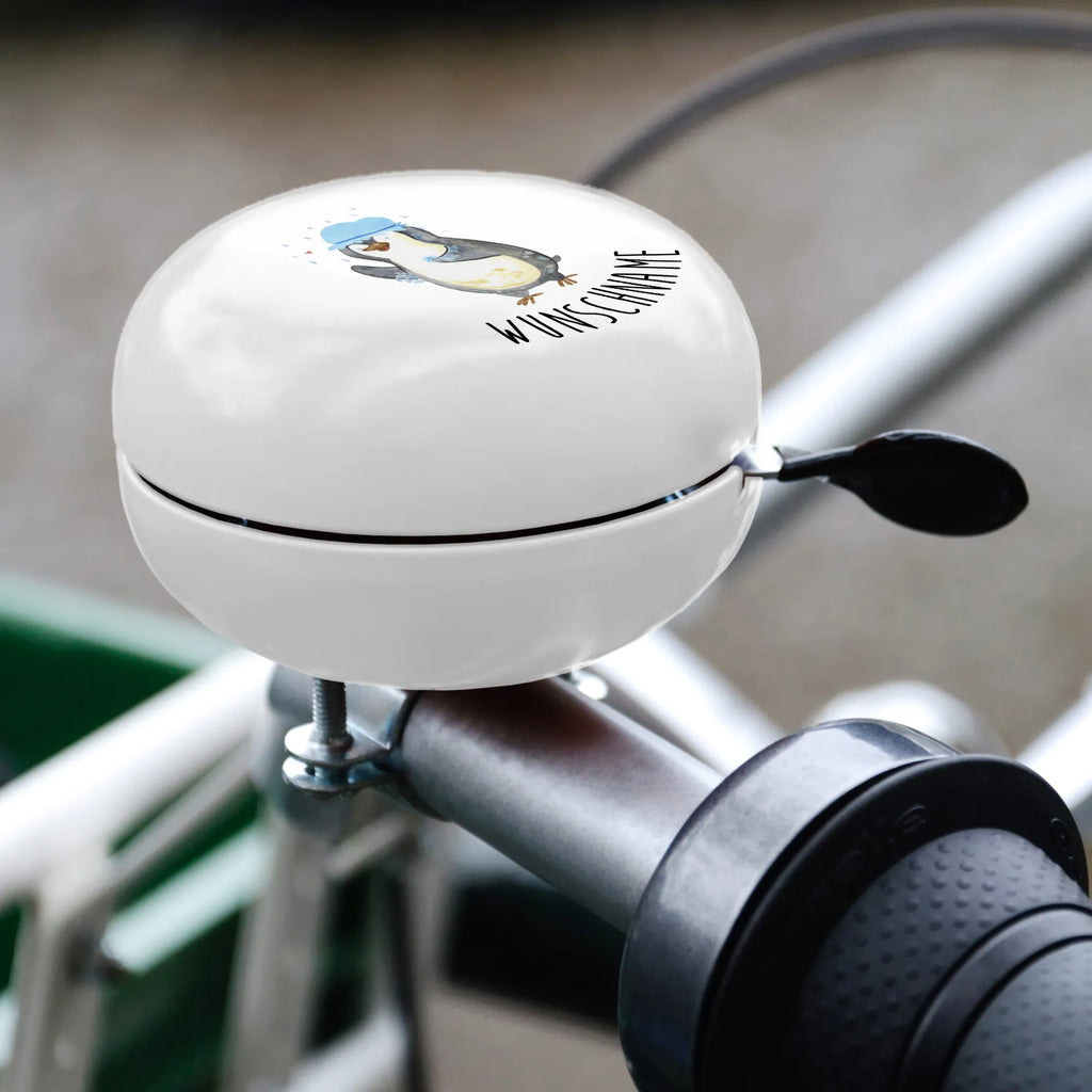 Personalisierte Fahrradklingel Pinguin duscht Personalisierte Fahrradklingel, Personalisierte Fahrradglocke, Fahrradklingel mit Namen, Fahrradglocke mit Namen, Fahrradklingel selbst gestalten, Fahrradklingel Wunschname, Fahrradklingel Personalisiert, Fahrradklingel Individuell, Individuelle Fahrradklingel, Fahrradklingel Individuell Gestalten, Pinguin, Pinguine, Dusche, duschen, Lebensmotto, Motivation, Neustart, Neuanfang, glücklich sein