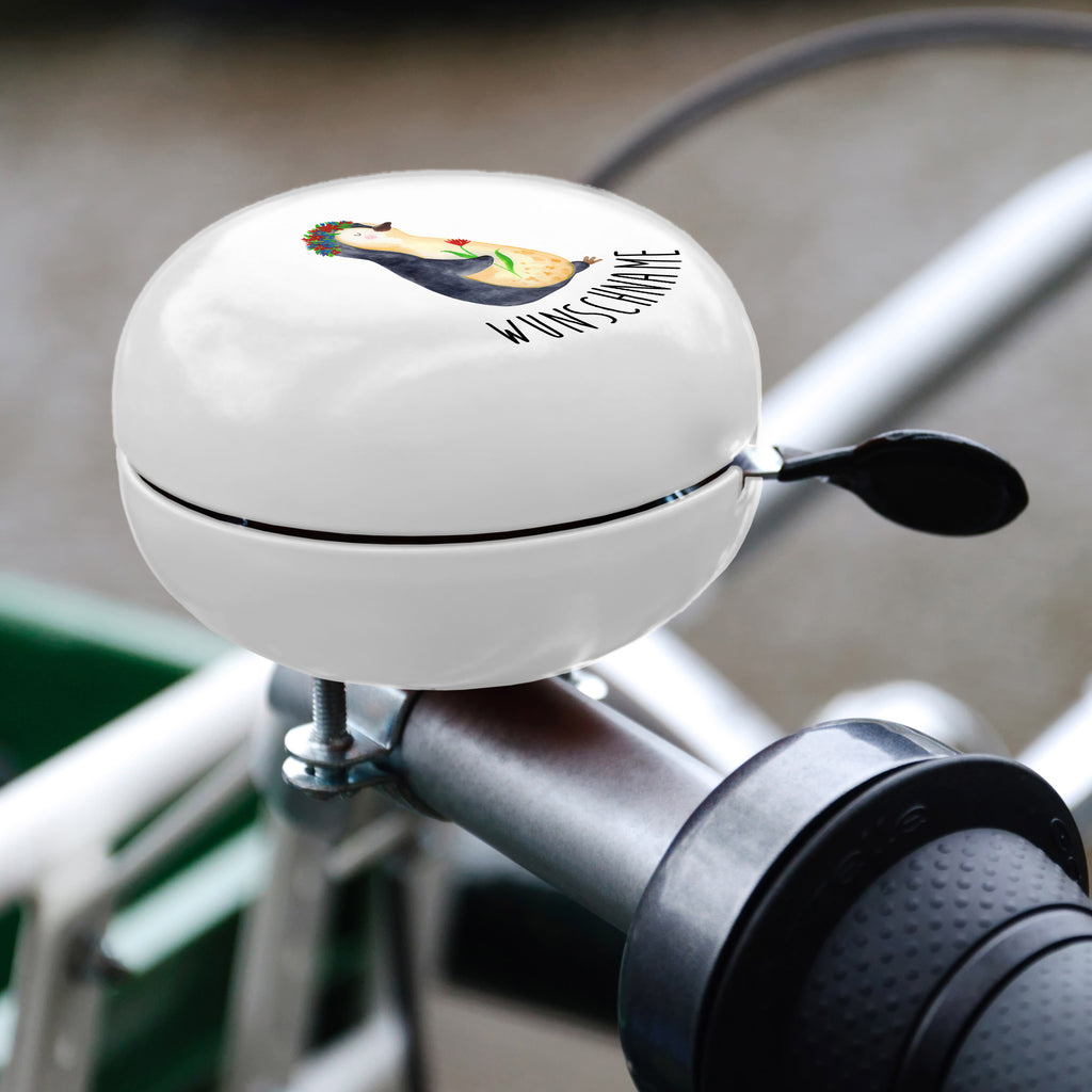 Personalisierte Fahrradklingel Pinguin Blumenkranz Personalisierte Fahrradklingel, Personalisierte Fahrradglocke, Fahrradklingel mit Namen, Fahrradglocke mit Namen, Fahrradklingel selbst gestalten, Fahrradklingel Wunschname, Pinguin, Pinguine, Blumenkranz, Universum, Leben, Wünsche, Ziele, Lebensziele, Motivation, Lebenslust, Liebeskummer, Geschenkidee