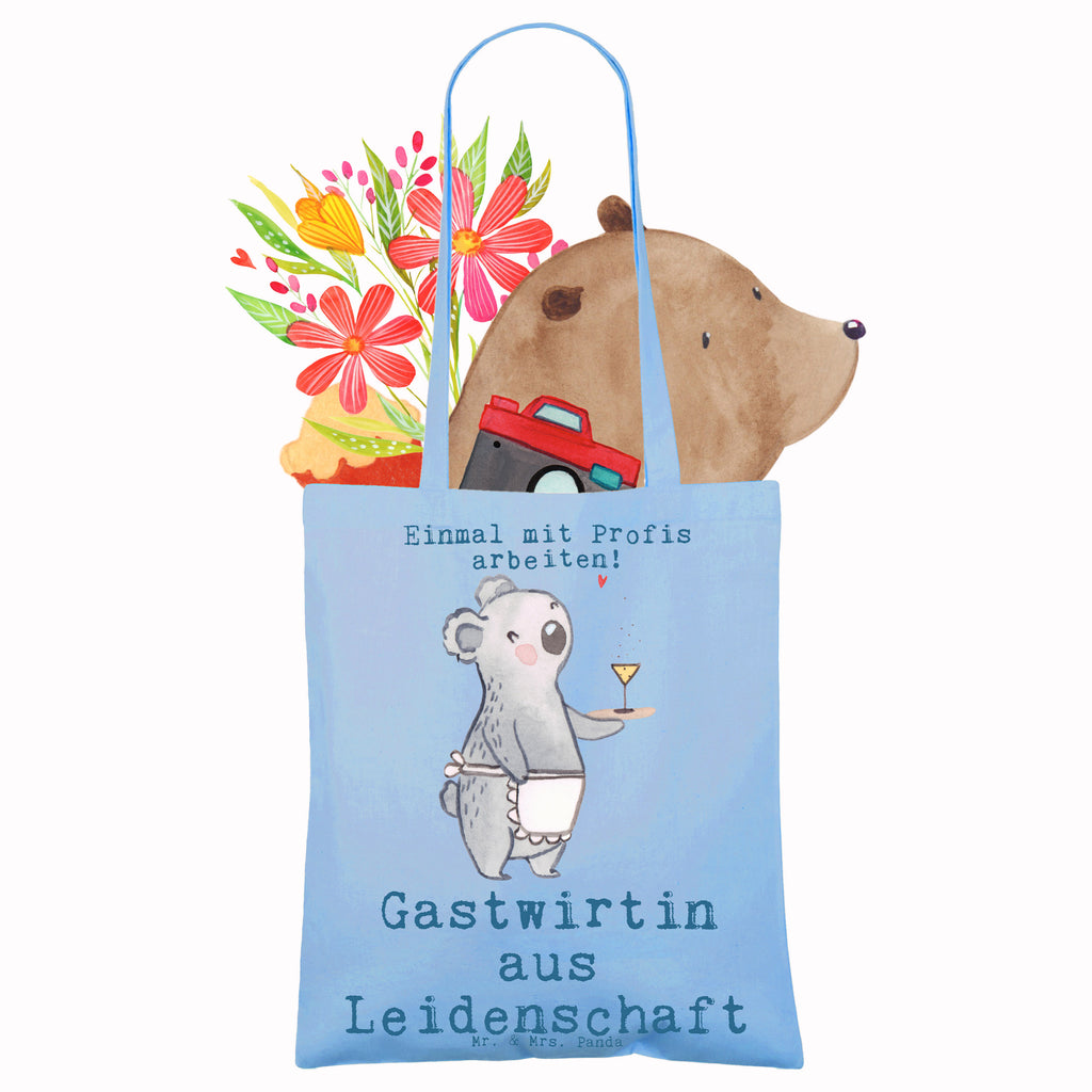 Tragetasche Gastwirtin aus Leidenschaft Beuteltasche, Beutel, Einkaufstasche, Jutebeutel, Stoffbeutel, Tasche, Shopper, Umhängetasche, Strandtasche, Schultertasche, Stofftasche, Tragetasche, Badetasche, Jutetasche, Einkaufstüte, Laptoptasche, Beruf, Ausbildung, Jubiläum, Abschied, Rente, Kollege, Kollegin, Geschenk, Schenken, Arbeitskollege, Mitarbeiter, Firma, Danke, Dankeschön, Kneipenwirtin, Gastwirtin, Gaststätte, Kneipe, Eröffnung, Barkeeperin, Rum, Bar