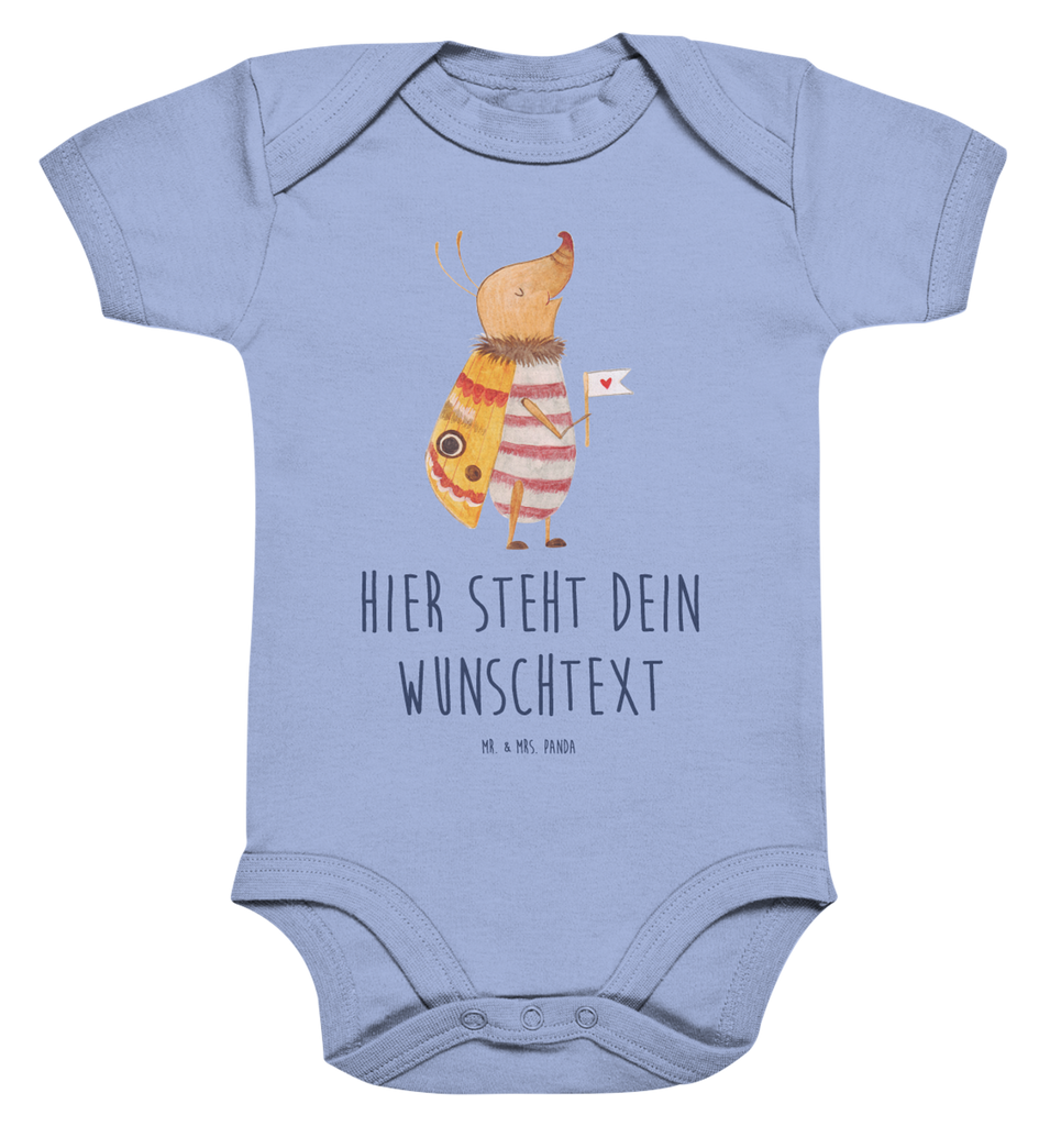 Personalisierter Baby Body Nachtfalter mit Fähnchen Personalisierter Baby Body, Personalisierte Babykleidung, Personalisierter Babystrampler, Personalisierter Strampler, Personalisierter Wickelbody, Personalisierte Baby Erstausstattung, Junge, Mädchen, Tiermotive, Gute Laune, lustige Sprüche, Tiere, Nachtfalter, Käfer, Spruch lustig, Spruch witzig, süß, niedlich, Küche Deko, Was kostet die Welt