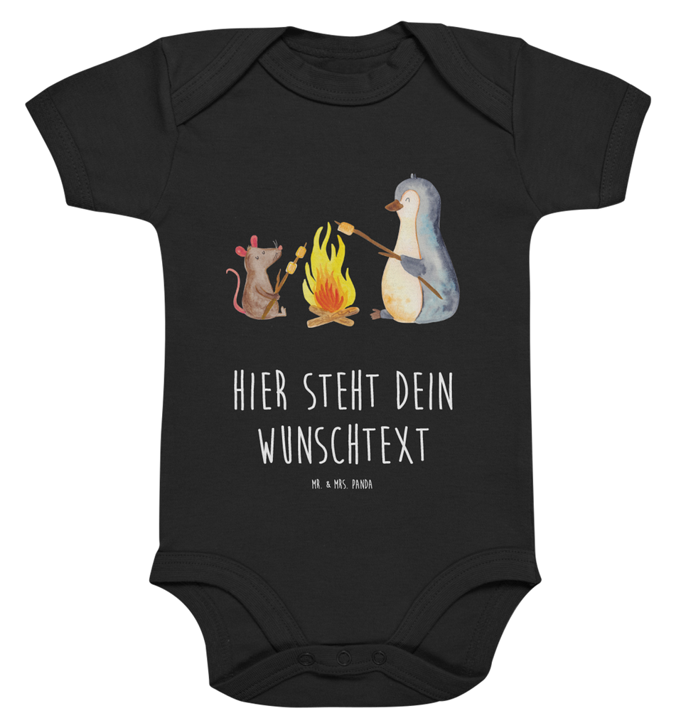 Personalisierter Baby Body Pinguin Lagerfeuer Personalisierter Baby Body, Personalisierte Babykleidung, Personalisierter Babystrampler, Personalisierter Strampler, Personalisierter Wickelbody, Personalisierte Baby Erstausstattung, Junge, Mädchen, Pinguin, Maus, Pinguine, Lagerfeuer, Leben, Arbeit, Job, Motivation, Büro, Büroalltag, Lebensspruch, Lebensmotivation, Neustart, Liebe, grillen, Feuer, Marshmallows