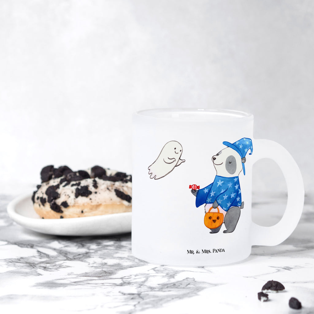 Teetasse Panda Zauberer Teetasse, Teeglas, Teebecher, Tasse mit Henkel, Tasse, Glas Teetasse, Teetasse aus Glas, Halloween, Deko, Martinssingen, Dekoration, Geschenke, Schenken, Halloween Deko, Trick or Treat, Süßes sonst gibt's saures, Panda, Zauberer, Gespenst