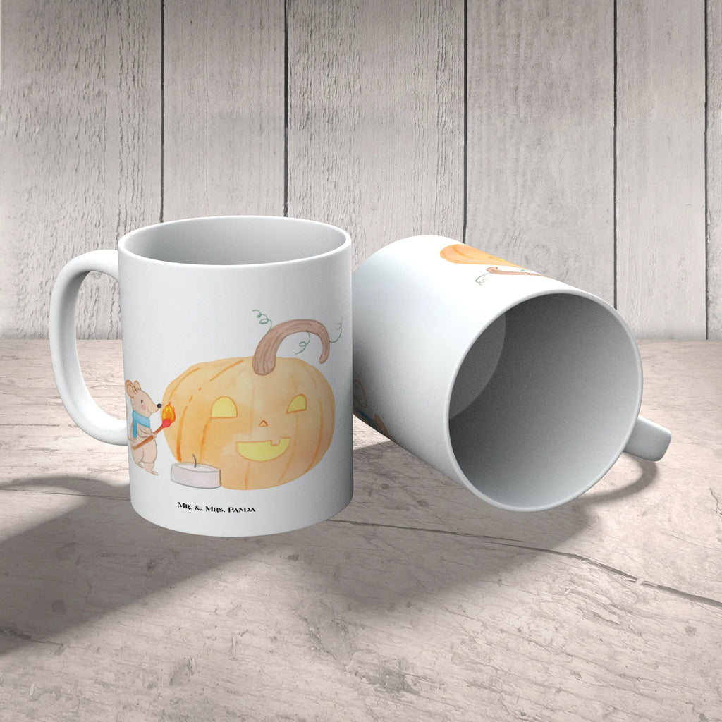 Tasse Kürbis Maus Tasse, Kaffeetasse, Teetasse, Becher, Kaffeebecher, Teebecher, Keramiktasse, Porzellantasse, Büro Tasse, Geschenk Tasse, Tasse Sprüche, Tasse Motive, Kaffeetassen, Tasse bedrucken, Designer Tasse, Cappuccino Tassen, Schöne Teetassen, Halloween, Deko, Martinssingen, Dekoration, Geschenke, Schenken, Halloween Deko, Trick or Treat, Süßes sonst gibt's saures, Maus, Kürbis, Kerzen