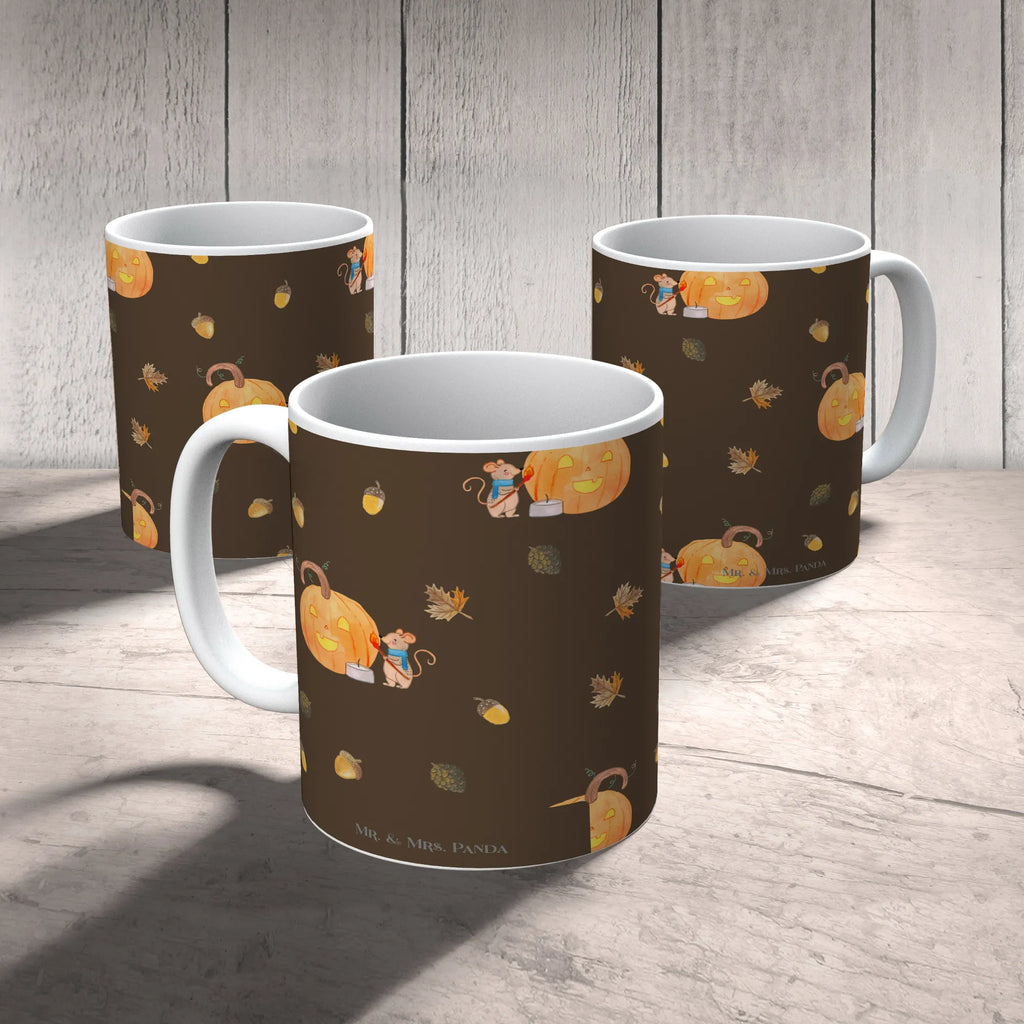 Tasse Kürbis Maus Muster Tasse, Kaffeetasse, Teetasse, Becher, Kaffeebecher, Teebecher, Keramiktasse, Porzellantasse, Büro Tasse, Geschenk Tasse, Tasse Sprüche, Tasse Motive, Kaffeetassen, Tasse bedrucken, Designer Tasse, Cappuccino Tassen, Schöne Teetassen, Halloween, Deko, Martinssingen, Dekoration, Geschenke, Schenken, Halloween Deko, Trick or Treat, Süßes sonst gibt's saures, Maus, Kürbis, Kerzen