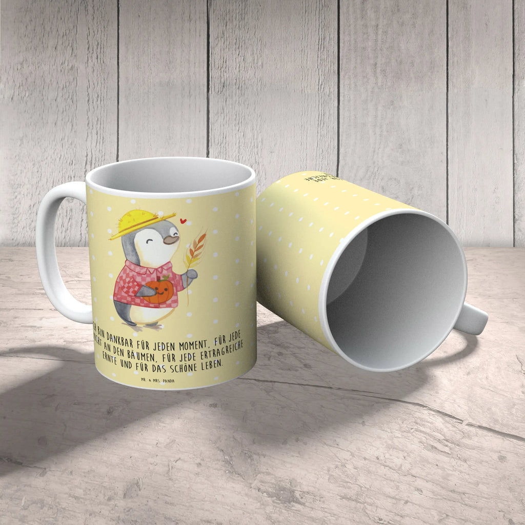 Tasse Erntedankfest Pinguin Tasse, Kaffeetasse, Teetasse, Becher, Kaffeebecher, Teebecher, Keramiktasse, Porzellantasse, Büro Tasse, Geschenk Tasse, Tasse Sprüche, Tasse Motive, Kaffeetassen, Tasse bedrucken, Designer Tasse, Cappuccino Tassen, Schöne Teetassen, Erntedank, Erntedankfest, Erntedank Kindergarten, Erntedankspruch, Erntedank Sprüche, Erntedankfest deko, Erntedank Deko, Erntedank mit Kindern, Thanksgiving, Kürbis, Dankbarkeits Spruch, Herbst Motiv