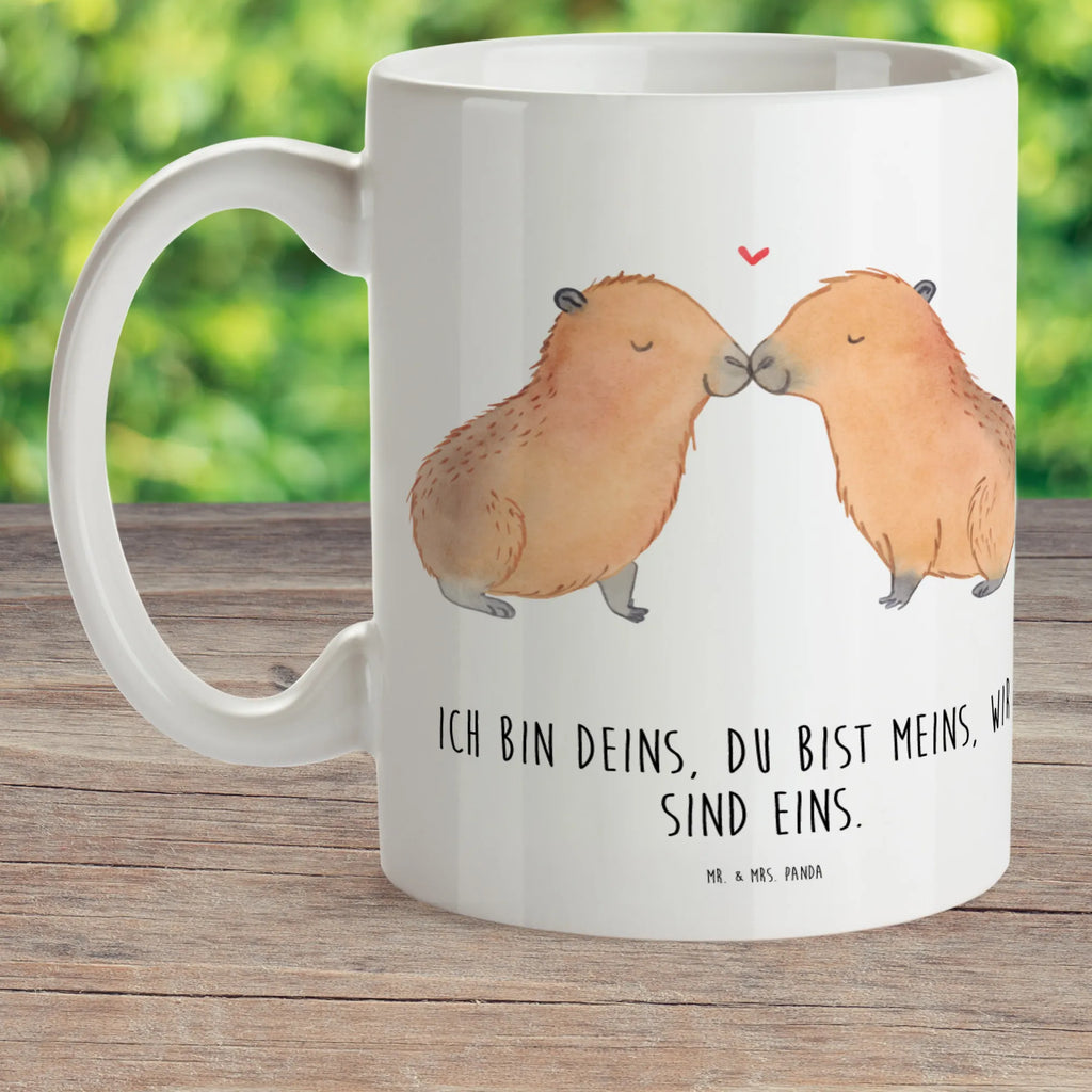 Kindertasse Capybara Liebe Kindertasse, Kinder Tasse, Kunststoff Tasse, Kindergarten Tasse, Trinkbecher, Camping Becher, Kaffeetasse, Kunststoffbecher, Kindergartenbecher, Outdoorgeschirr, Kunststoffgeschirr, Reisebecher, Reisetasse, Kinderbecher, Bruchfeste Tasse, Bruchsichere Tasse, Plastik Tasse, Plastiktasse, Tiermotive, Gute Laune, lustige Sprüche, Tiere, Capybara, Liebe, verliebt, Paar, Jahrestag, Kuschel Capybaras, Tierliebe, Romantisches Geschenk, Handgezeichnet, Verschmolzen, Geschenkidee, Beziehung, Partnertiere, Ich bin deins, Du bist meins, Liebesspruch, Herzlich, Valentinstag, Ehejubiläum, Liebesbeweis