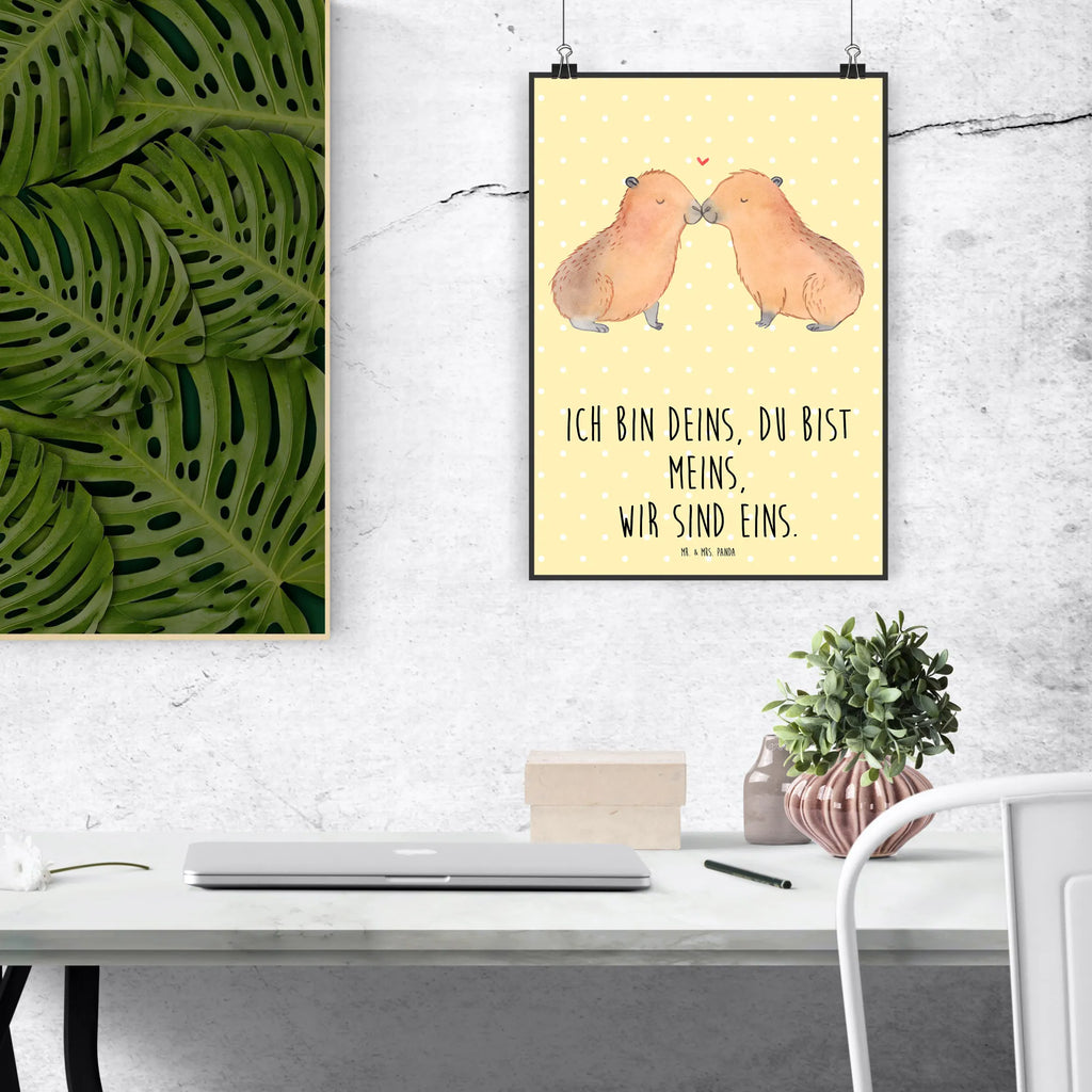 Poster Capybara Liebe Poster, Wandposter, Bild, Wanddeko, Küchenposter, Kinderposter, Wanddeko Bild, Raumdekoration, Wanddekoration, Handgemaltes Poster, Mr. & Mrs. Panda Poster, Designposter, Kunstdruck, Posterdruck, Tiermotive, Gute Laune, lustige Sprüche, Tiere, Capybara, Liebe, verliebt, Paar, Jahrestag, Kuschel Capybaras, Tierliebe, Romantisches Geschenk, Handgezeichnet, Verschmolzen, Geschenkidee, Beziehung, Partnertiere, Ich bin deins, Du bist meins, Liebesspruch, Herzlich, Valentinstag, Ehejubiläum, Liebesbeweis