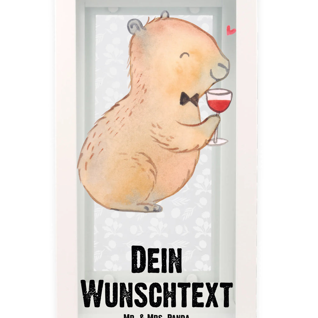 Personalisierte Deko Laterne Capybara Wein Gartenlampe, Gartenleuchte, Gartendekoration, Gartenlicht, Laterne kleine Laternen, XXL Laternen, Laterne groß, Tiermotive, Gute Laune, lustige Sprüche, Tiere, Capybara Weinflasche, Weinliebhaber Geschenk, Capybara Zeichnung, Adrette Tiere, Panda Handzeichnung, Weintrinkendes Nagetier, Capybara Kunstwerk, Geschenk für Weinkenner, Stilvolles Capybara, Heiterer Capybara, Liebe zum Wein Spruch, Wein Spaßbild, Handgezeichnetes Capybara