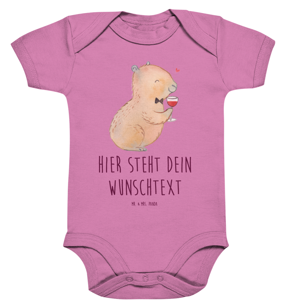 Personalisierter Baby Body Capybara Wein Personalisierter Baby Body, Personalisierte Babykleidung, Personalisierter Babystrampler, Personalisierter Strampler, Personalisierter Wickelbody, Personalisierte Baby Erstausstattung, Junge, Mädchen, Tiermotive, Gute Laune, lustige Sprüche, Tiere, Capybara Weinflasche, Weinliebhaber Geschenk, Capybara Zeichnung, Adrette Tiere, Panda Handzeichnung, Weintrinkendes Nagetier, Capybara Kunstwerk, Geschenk für Weinkenner, Stilvolles Capybara, Heiterer Capybara, Liebe zum Wein Spruch, Wein Spaßbild, Handgezeichnetes Capybara