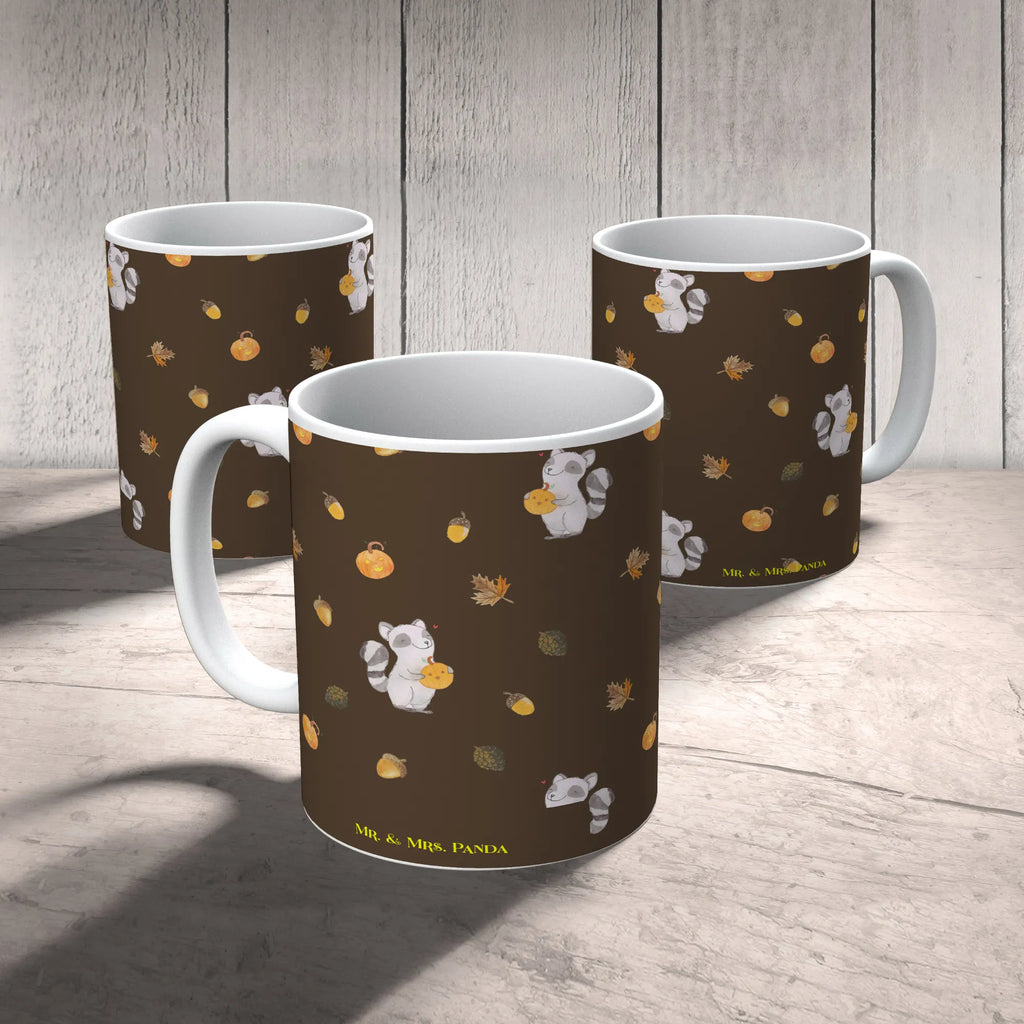 Tasse Waschbär Kürbis Muster Tasse, Kaffeetasse, Teetasse, Becher, Kaffeebecher, Teebecher, Keramiktasse, Porzellantasse, Büro Tasse, Geschenk Tasse, Tasse Sprüche, Tasse Motive, Kaffeetassen, Tasse bedrucken, Designer Tasse, Cappuccino Tassen, Schöne Teetassen, Halloween, Deko, Martinssingen, Dekoration, Geschenke, Schenken, Halloween Deko, Trick or Treat, Süßes sonst gibt's saures, Waschbär, Kürbis