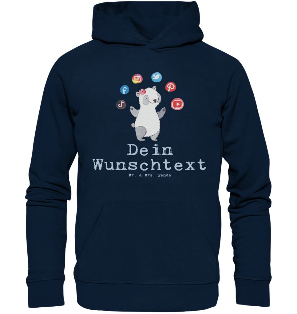 Personalisierter Hoodie Social Media Managerin mit Herz Personalisierter Hoodie, Namens-Hoodie, Wunschtext-Hoodie, Text-Hoodie, Hoodie mit Spruch, Hoodie mit Logo, Hoodie mit Bild, Hoodie mit Foto, Hoodie mit Design, Hoodie mit Aufdruck, Kapuzenpullover mit Wunschtext, Kapuzenpullover mit Wunschname, Kapuzenpullover mit Namen, Kapuzenpullover personalisiert, Unisex Hoodie personalisiert, Hoodie Männer personalisiert, Hoodie Frauen personalisiert, Kapuzenpullover Männer personalisiert, Kapuzenpullover Frauen personalisiert, Oberteil personalisiert, Beruf, Ausbildung, Jubiläum, Abschied, Rente, Kollege, Kollegin, Geschenk, Schenken, Arbeitskollege, Mitarbeiter, Firma, Danke, Dankeschön