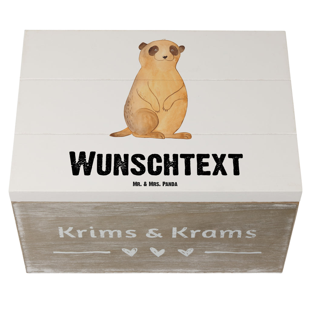 Personalisierte Holzkiste Erdmännchen Holzkiste mit Namen, Kiste mit Namen, Schatzkiste mit Namen, Truhe mit Namen, Schatulle mit Namen, Erinnerungsbox mit Namen, Erinnerungskiste, mit Namen, Dekokiste mit Namen, Aufbewahrungsbox mit Namen, Holzkiste Personalisiert, Kiste Personalisiert, Schatzkiste Personalisiert, Truhe Personalisiert, Schatulle Personalisiert, Erinnerungsbox Personalisiert, Erinnerungskiste Personalisiert, Dekokiste Personalisiert, Aufbewahrungsbox Personalisiert, Geschenkbox personalisiert, GEschenkdose personalisiert, Afrika, Wildtiere, Erdmännchen, Reisen, Spruch, Weltreise, Afrikareise, Roadtrip, Traveling