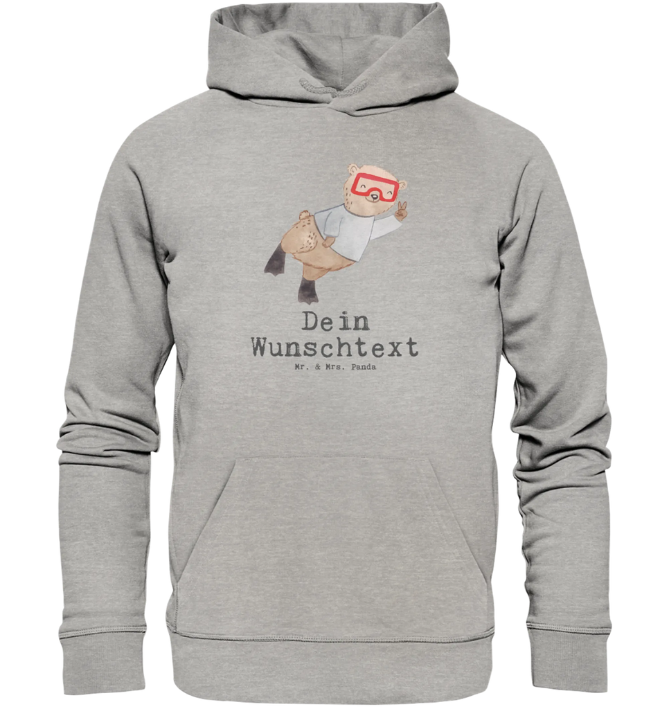 Personalisierter Hoodie Bär Tauchen Personalisierter Hoodie, Namens-Hoodie, Wunschtext-Hoodie, Text-Hoodie, Hoodie mit Spruch, Hoodie mit Logo, Hoodie mit Bild, Hoodie mit Foto, Hoodie mit Design, Hoodie mit Aufdruck, Kapuzenpullover mit Wunschtext, Kapuzenpullover mit Wunschname, Kapuzenpullover mit Namen, Kapuzenpullover personalisiert, Unisex Hoodie personalisiert, Hoodie Männer personalisiert, Hoodie Frauen personalisiert, Kapuzenpullover Männer personalisiert, Kapuzenpullover Frauen personalisiert, Oberteil personalisiert, Geschenk, Sport, Sportart, Hobby, Schenken, Danke, Dankeschön, Auszeichnung, Gewinn, Sportler, Tauchen, schnorcheln, Tauchgang, Tauchschule, Diving, Dive