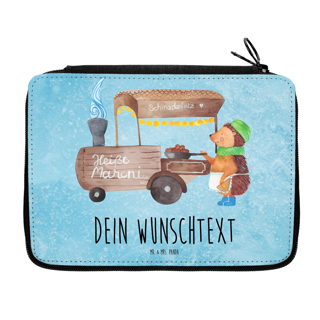 Personalisierte Federmappe Igel Maronen Personalisierte Federmappe, Personalisierte Stiftetasche, PersonalisierteS Stifte Etui, Schule, Einschulung, Geschenk, Kind, Schüler, Schülerin, Personalisierte Stifterolle, PersonalisierteS Federmäppchen, Motiv, Grundschule, Federmäppchen bedruckt, Büro Stifte Etui, Bestückte Federmappe, Kinder Federmappe, Federmappe Einschulung, Federmappe mit Namen, Stiftemappe mit Namen, Stifterolle mit Namen, Federmäppchen mit Namen, Winter, Weihnachten, Weihnachtsdeko, Nikolaus, Advent, Heiligabend, Wintermotiv, Maronen, Weihnachtsmarkt, Kastanien, Duft