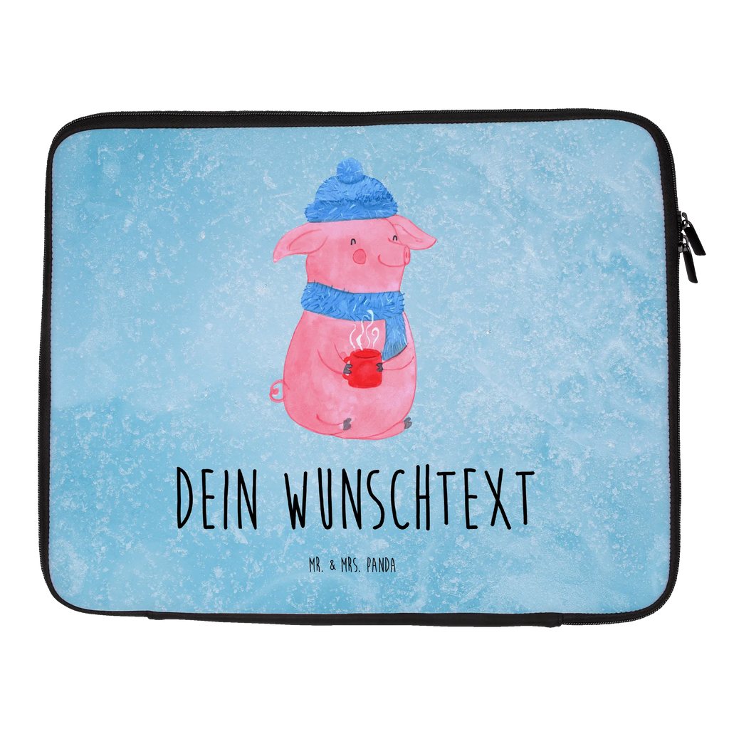 Personalisierte Notebook Tasche Schweinchen Glühwein Personalisierte Notebook Tasche, Personalisierte Notebooktasche, Personalisierte Computertasche, Personalisierte Notebook-Reisehülle, Personalisierte Laptop Hülle, Personalisierte Laptop Tasche, Notebook Tasche personalisiert, Notebook Tasche mit Namen, Notebook Tasche bedrucken, Winter, Weihnachten, Weihnachtsdeko, Nikolaus, Advent, Heiligabend, Wintermotiv, Glühwein, Betrunken, Weihnachtsmarkt, Spruch