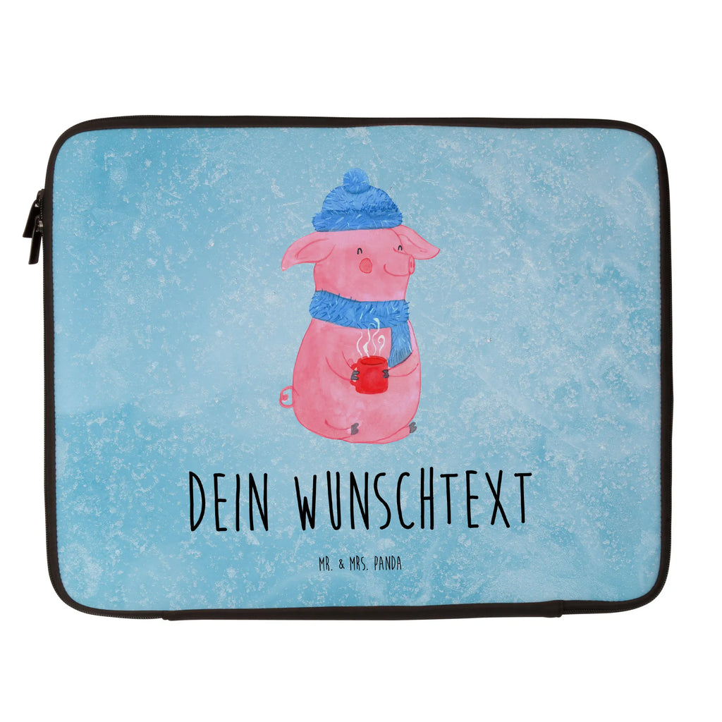 Personalisierte Notebook Tasche Schweinchen Glühwein Personalisierte Notebook Tasche, Personalisierte Notebooktasche, Personalisierte Computertasche, Personalisierte Notebook-Reisehülle, Personalisierte Laptop Hülle, Personalisierte Laptop Tasche, Notebook Tasche personalisiert, Notebook Tasche mit Namen, Notebook Tasche bedrucken, Winter, Weihnachten, Weihnachtsdeko, Nikolaus, Advent, Heiligabend, Wintermotiv, Glühwein, Betrunken, Weihnachtsmarkt, Spruch