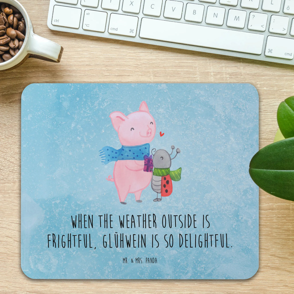 Mauspad Glühschwein Smörle Mousepad, Computer zubehör, Büroausstattung, PC Zubehör, Arbeitszimmer, Mauspad, Einzigartiges Mauspad, Designer Mauspad, Mausunterlage, Mauspad Büro, Winter, Weihnachten, Weihnachtsdeko, Nikolaus, Advent, Heiligabend, Wintermotiv, Handgezeichnetes Glühschwein, Kreatives Glühschwein Design, Winterlicher Glühwein Spruch, Glühwein Liebhaber Geschenk, Herzliches Marienkäfer Motiv, Marienkäfer in Winterkleidung, Glühwein ist köstlich Spruch, Smörle der stolze Marienkäfer, Süßer Marienkäfer gibt Geschenk, Romantische Geschenkidee Glühwein