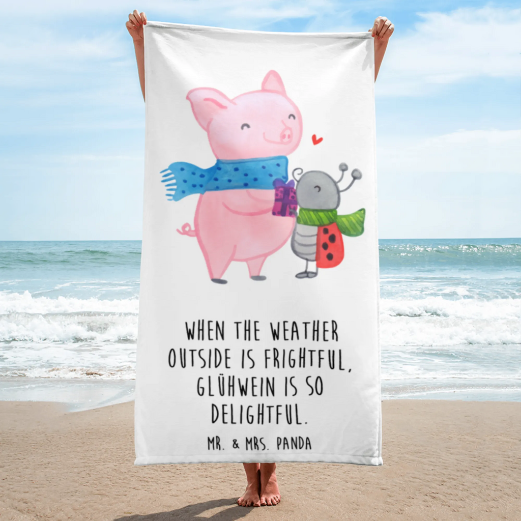 XL Badehandtuch Glühschwein Smörle Handtuch, Badetuch, Duschtuch, Strandtuch, Saunatuch, Winter, Weihnachten, Weihnachtsdeko, Nikolaus, Advent, Heiligabend, Wintermotiv, Handgezeichnetes Glühschwein, Kreatives Glühschwein Design, Winterlicher Glühwein Spruch, Glühwein Liebhaber Geschenk, Herzliches Marienkäfer Motiv, Marienkäfer in Winterkleidung, Glühwein ist köstlich Spruch, Smörle der stolze Marienkäfer, Süßer Marienkäfer gibt Geschenk, Romantische Geschenkidee Glühwein