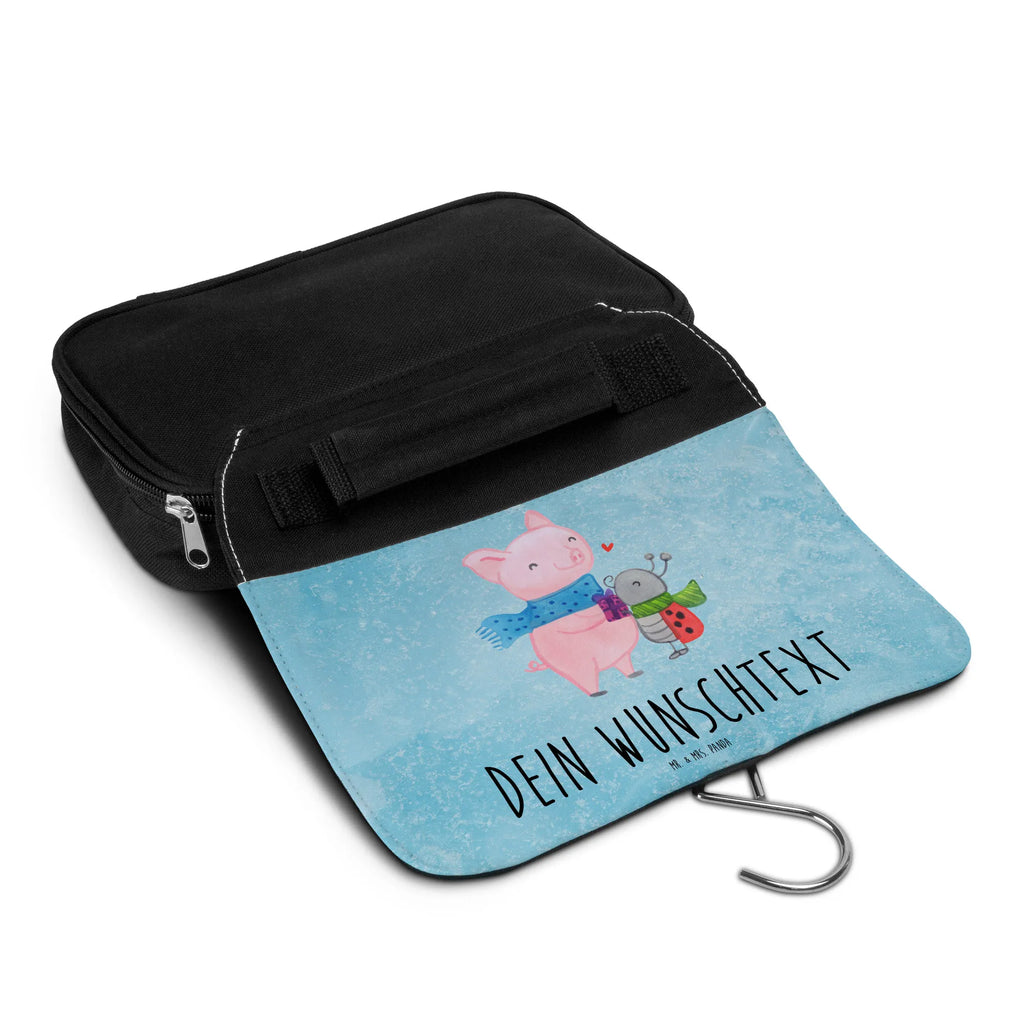 Personalised wash bag Glow Pig Snuggle Personalisierter Kulturbeutel, Personalisierte Waschtasche, Personalisierte Kosmetiktasche, Damen, Herren, Personalisierte Aufbewahrungstasche, Personalisierte Schminktasche, Personalisierter Kosmetikbeutel, Personalisierter Organizer, Personalisierte Kulturtasche, Personalisierte Schminkutensil, Personalisierung, Wunschtext, Wunschname, Selbst bedrucken, Kulturbeutel mit Namen, Winter, Weihnachten, Weihnachtsdeko, Nikolaus, Advent, Heiligabend, Wintermotiv, Handgezeichnetes Glühschwein, Kreatives Glühschwein Design, Winterlicher Glühwein Spruch, Glühwein Liebhaber Geschenk, Herzliches Marienkäfer Motiv, Marienkäfer in Winterkleidung, Glühwein ist köstlich Spruch, Smörle der stolze Marienkäfer, Süßer Marienkäfer gibt Geschenk, Romantische Geschenkidee Glühwein
