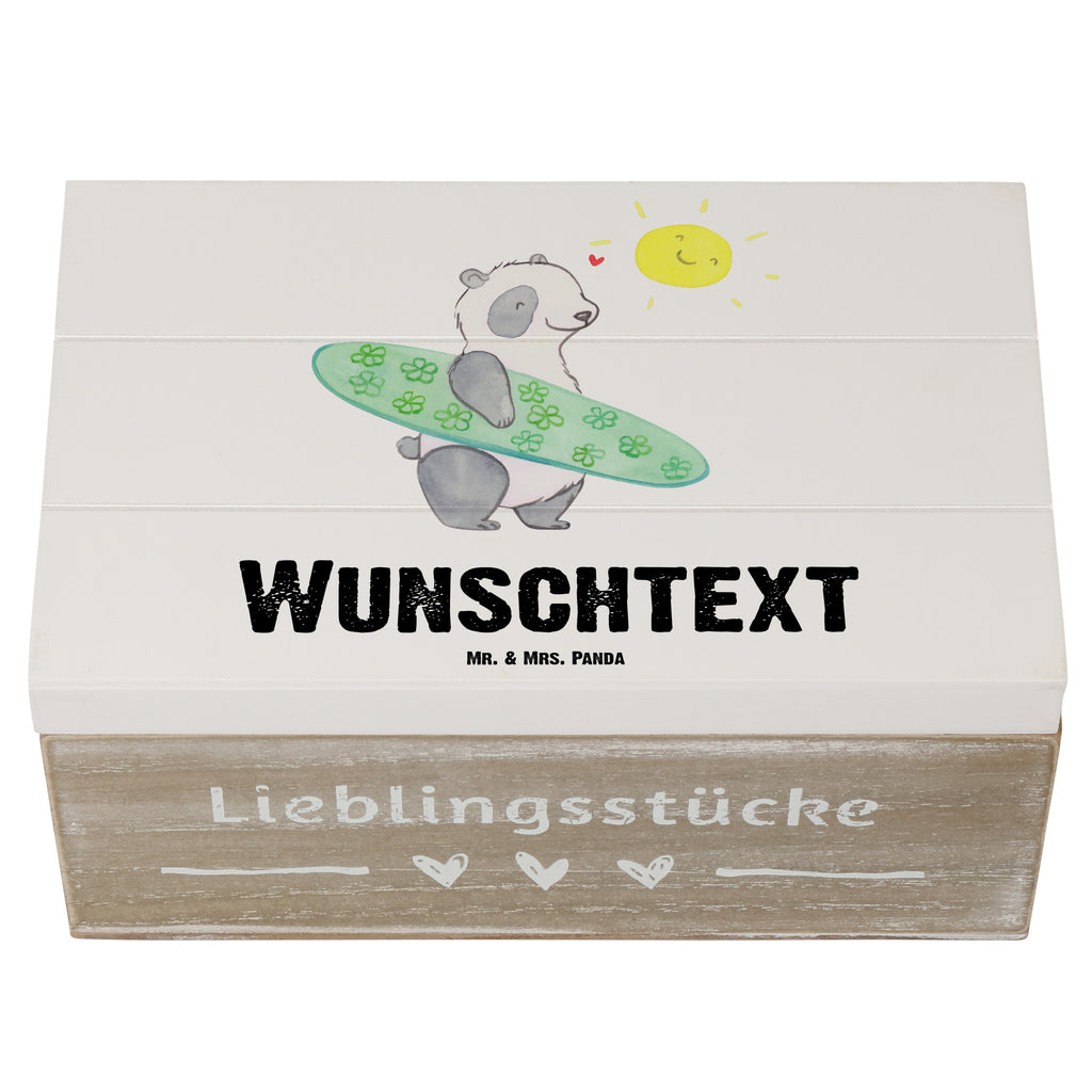 Personalisierte Holzkiste Panda Surfen Holzkiste mit Namen, Kiste mit Namen, Schatzkiste mit Namen, Truhe mit Namen, Schatulle mit Namen, Erinnerungsbox mit Namen, Erinnerungskiste, mit Namen, Dekokiste mit Namen, Aufbewahrungsbox mit Namen, Holzkiste Personalisiert, Kiste Personalisiert, Schatzkiste Personalisiert, Truhe Personalisiert, Schatulle Personalisiert, Erinnerungsbox Personalisiert, Erinnerungskiste Personalisiert, Dekokiste Personalisiert, Aufbewahrungsbox Personalisiert, Geschenkbox personalisiert, GEschenkdose personalisiert, Geschenk, Sport, Sportart, Hobby, Schenken, Danke, Dankeschön, Auszeichnung, Gewinn, Sportler, Wellenreiten, Surfen, Surfschule