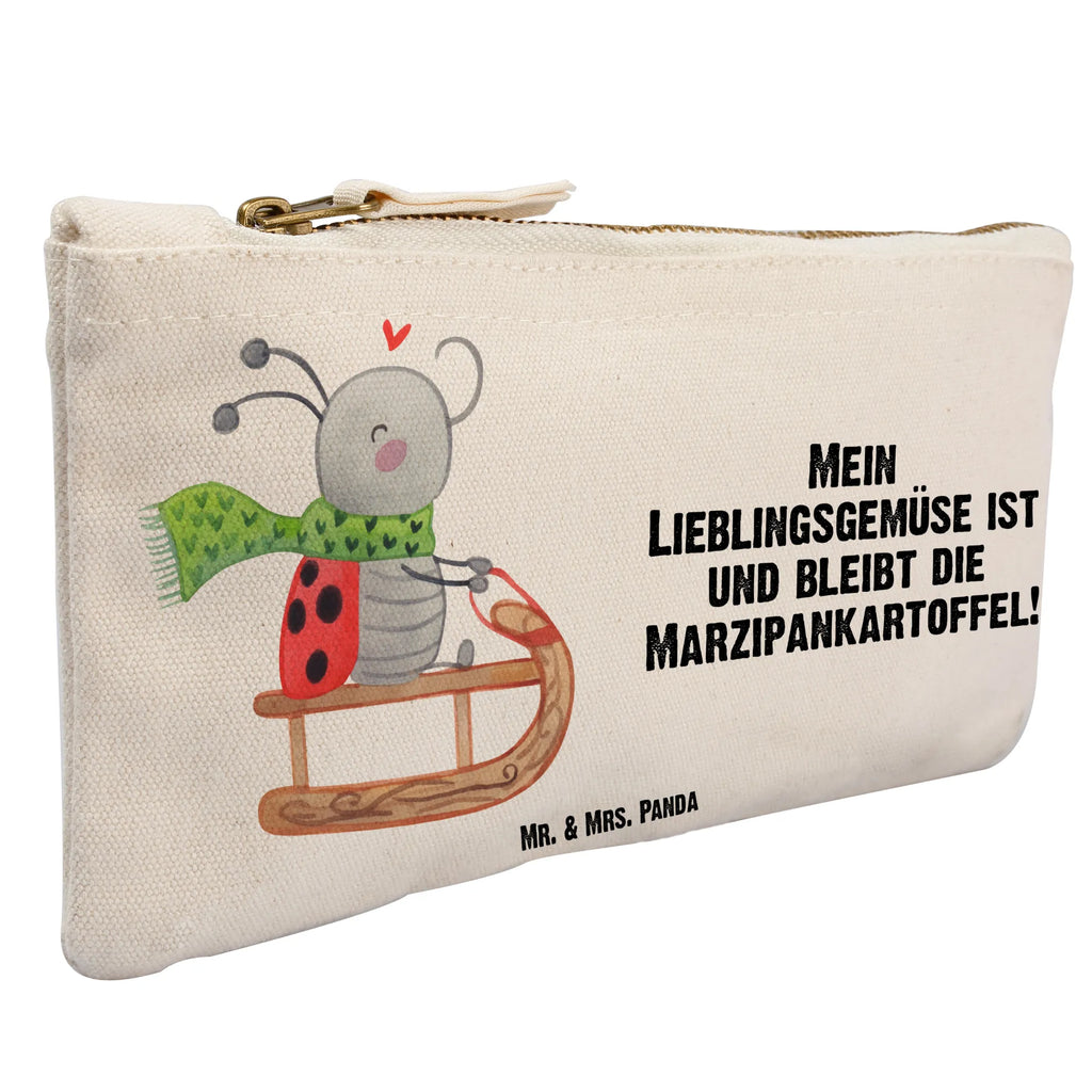 Schminktasche Smörle Rodeln Schminktasche, Kosmetiktasche, Kosmetikbeutel, Stiftemäppchen, Etui, Federmappe, Makeup, XXL, Schminketui, Kosmetiketui, Schlamperetui, Winter, Weihnachten, Weihnachtsdeko, Nikolaus, Advent, Heiligabend, Wintermotiv, Schlittenfahren, Smörle, Marzipan