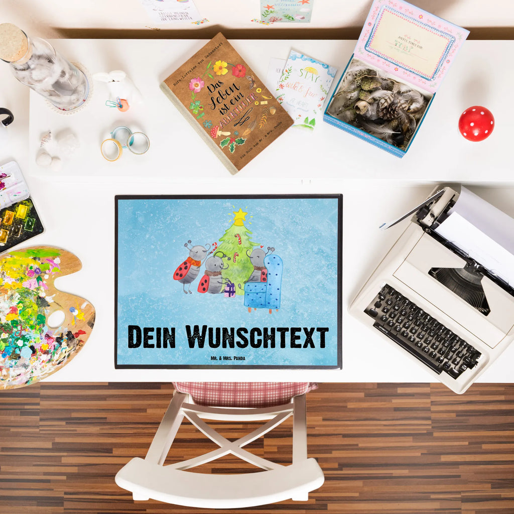 Personalisierte Schreibtischunterlage Weihnachten Smörle Personalisierte Schreibunterlage, Personalisierte Schreibtischauflage, Personalisierte Schreibtisch Unterlagen, Schreibunterlage mit Namen, Schreibtischauflage mit Namen, Schreibtisch Unterlagen mit Namen, Selbst gestalten, Namensaufdruck, Namenspersonalisierung, Winter, Weihnachten, Weihnachtsdeko, Nikolaus, Advent, Heiligabend, Wintermotiv, Weihnachtsbaum, Geschenk, Pfefferminzstange, Tannennadeln