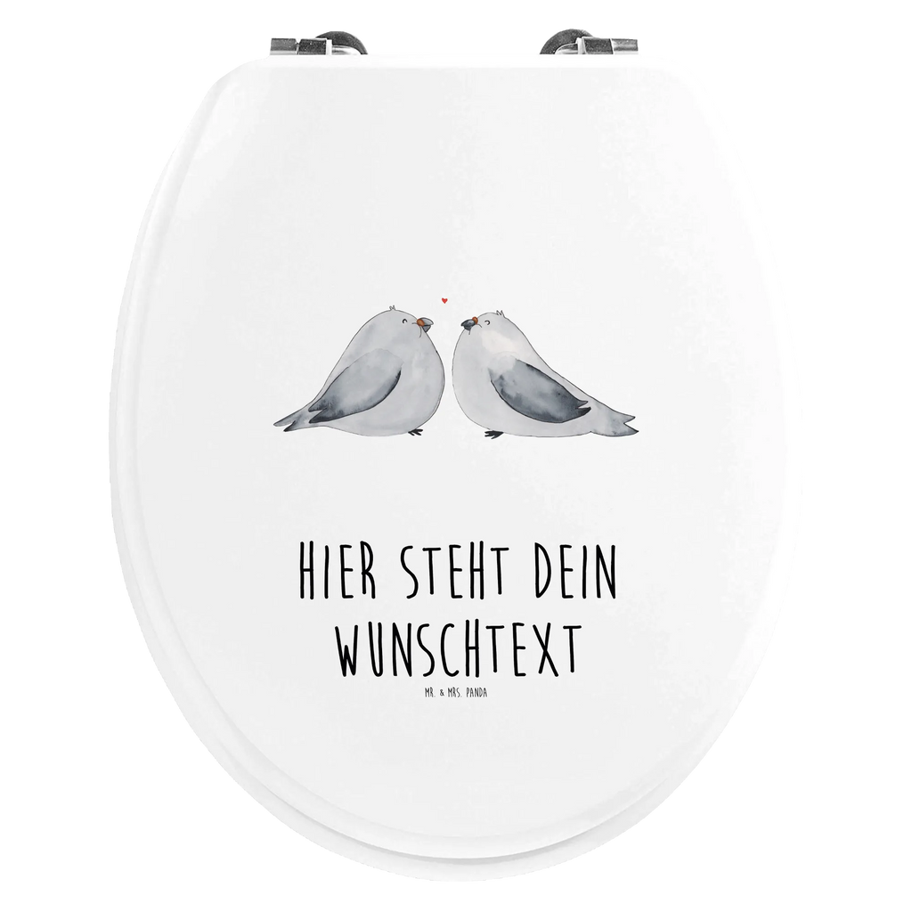 Personalisierter WC Sitz Motiv Turteltauben Liebe Personalisierte Klobrille, Personalisierter Klodeckel, Personalisierter Toilettendeckel, Personalisierter WC-Sitz, Toilettendeckel mit Namen, WC Sitz mit Namen, Liebe, Partner, Freund, Freundin, Ehemann, Ehefrau, Heiraten, Verlobung, Heiratsantrag, Liebesgeschenk, Jahrestag, Hocheitstag, Turteltauben, Turteltäubchen, Tauben, Verliebt, Verlobt, Verheiratet, Geschenk Freundin, Geschenk Freund, Liebesbeweis, Hochzeitstag, Geschenk Hochzeit