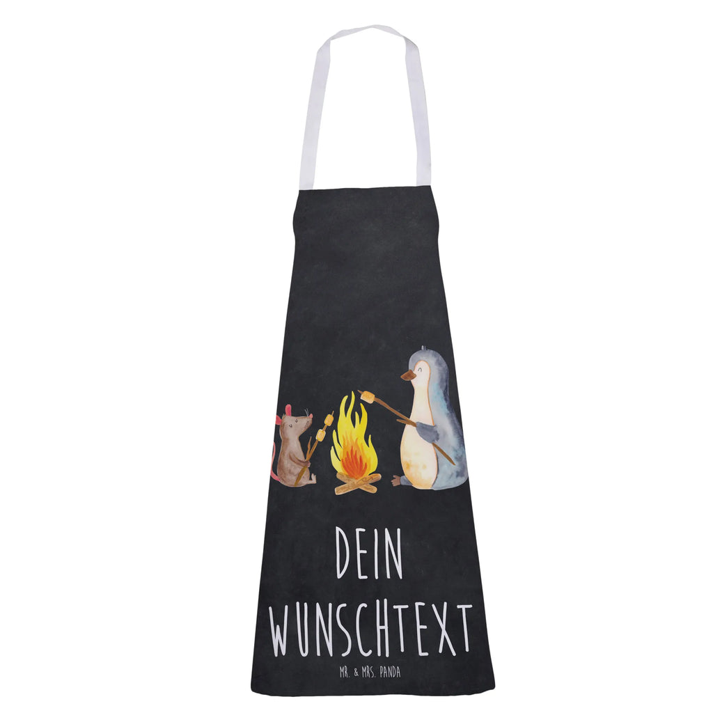 Personalisierte Kochschürze Pinguin Lagerfeuer Personalisierte Kochschürze, Personalisierte Schürze, Personalisierte Backschürze, Personalisierte Küchenschürze, Personalisierte Grillschürze, Personalisierte Latzschürze, Kochschürze mit Namen, Schürze mit Namen, Backschürze mit Namen, Küchenschürze mit Namen, Grillschürze mit Namen, Latzschürze mit Namen, Schürze bedrucken, Kochschürze personalisiert, Kochschürze personalisieren, Personalisierte Kochschürzen, Schürze personalisiert, Grillschürze personalisieren, Schürze personalisieren, Grillschürze personalisiert, Kochschürze bedrucken, Kochschürze selbst gestalten, Schürze selbst gestalten, Grillschürze bedrucken, Pinguin, Maus, Pinguine, Lagerfeuer, Leben, Arbeit, Job, Motivation, Büro, Büroalltag, Lebensspruch, Lebensmotivation, Neustart, Liebe, grillen, Feuer, Marshmallows