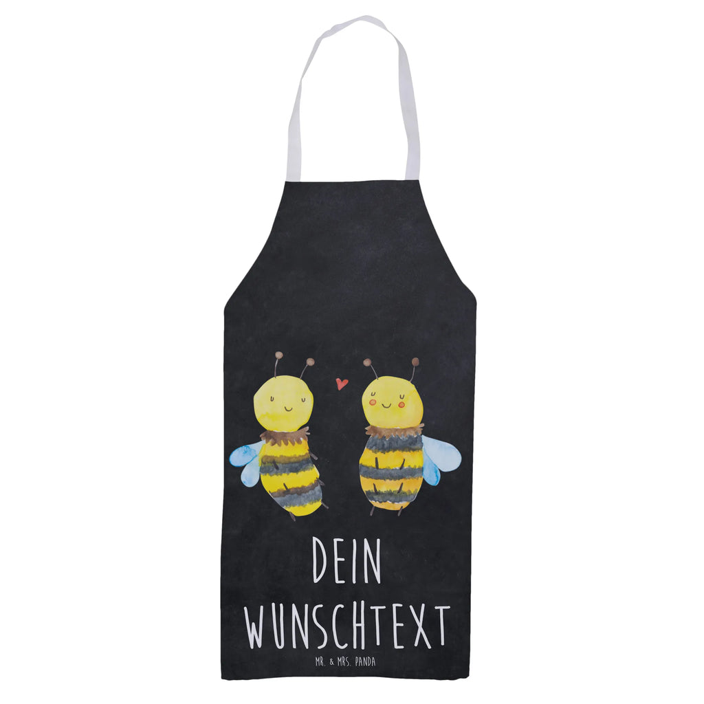 Personalisierte Kochschürze Biene Verliebt Personalisierte Kochschürze, Personalisierte Schürze, Personalisierte Backschürze, Personalisierte Küchenschürze, Personalisierte Grillschürze, Personalisierte Latzschürze, Kochschürze mit Namen, Schürze mit Namen, Backschürze mit Namen, Küchenschürze mit Namen, Grillschürze mit Namen, Latzschürze mit Namen, Schürze bedrucken, Kochschürze personalisiert, Kochschürze personalisieren, Personalisierte Kochschürzen, Schürze personalisiert, Grillschürze personalisieren, Schürze personalisieren, Grillschürze personalisiert, Kochschürze bedrucken, Kochschürze selbst gestalten, Schürze selbst gestalten, Grillschürze bedrucken, Biene, Wespe, Hummel