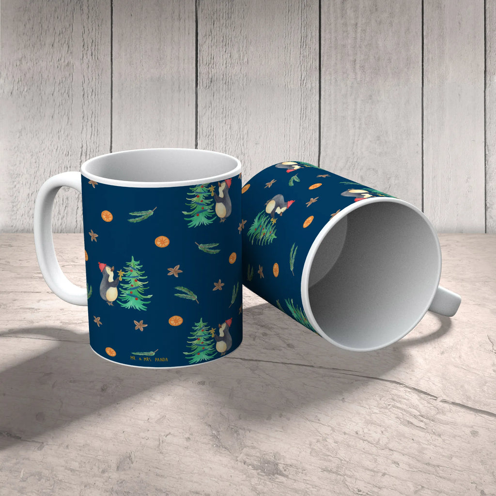 Tasse Pinguin Weihnachtsbaum Muster Tasse, Kaffeetasse, Teetasse, Becher, Kaffeebecher, Teebecher, Keramiktasse, Porzellantasse, Büro Tasse, Geschenk Tasse, Tasse Sprüche, Tasse Motive, Kaffeetassen, Tasse bedrucken, Designer Tasse, Cappuccino Tassen, Schöne Teetassen, Winter, Weihnachten, Weihnachtsdeko, Nikolaus, Advent, Heiligabend, Wintermotiv, Pinguin