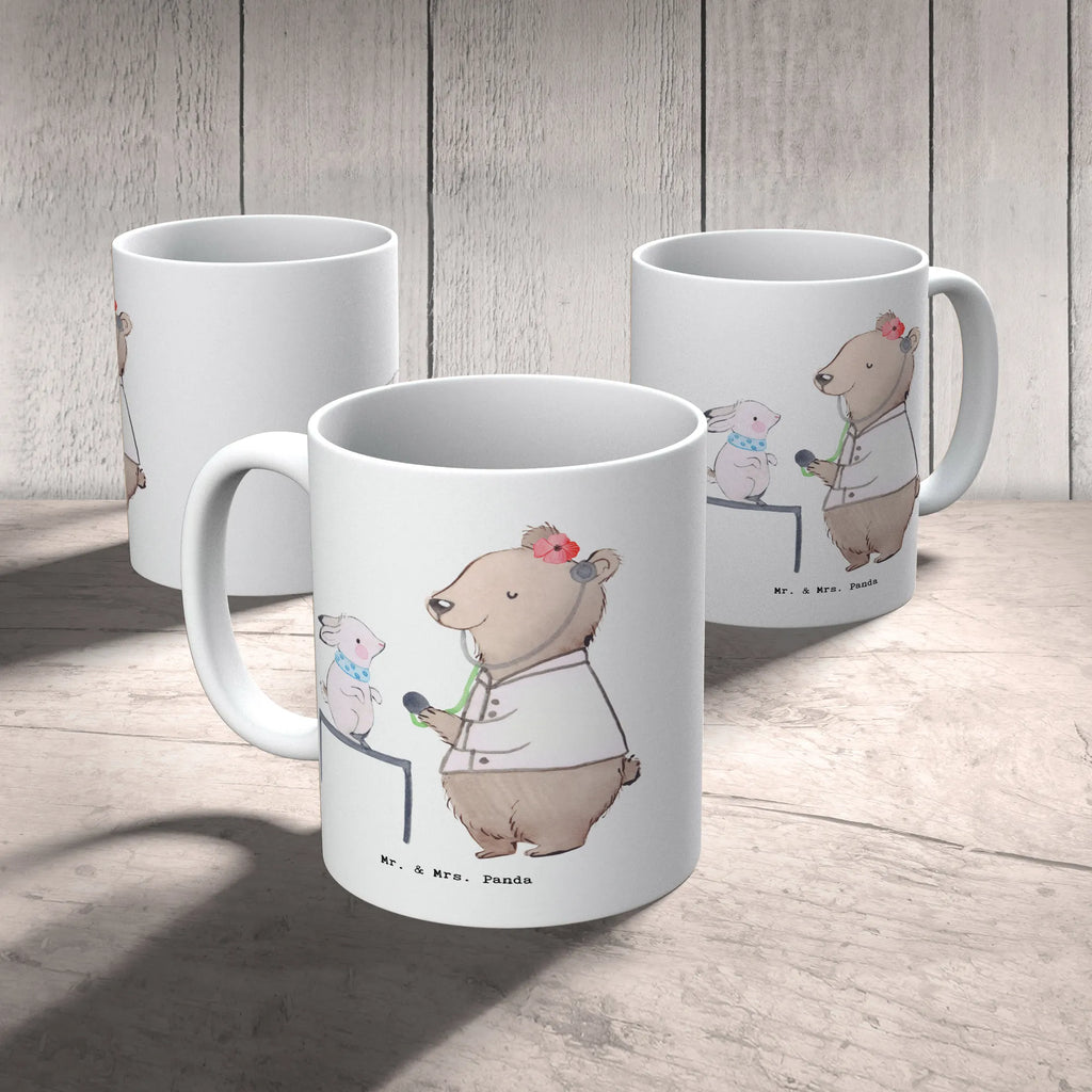 Tasse Tierärztin mit Herz Tasse, Kaffeetasse, Teetasse, Becher, Kaffeebecher, Teebecher, Keramiktasse, Porzellantasse, Büro Tasse, Geschenk Tasse, Tasse Sprüche, Tasse Motive, Kaffeetassen, Tasse bedrucken, Designer Tasse, Cappuccino Tassen, Schöne Teetassen, Beruf, Ausbildung, Jubiläum, Abschied, Rente, Kollege, Kollegin, Geschenk, Schenken, Arbeitskollege, Mitarbeiter, Firma, Danke, Dankeschön