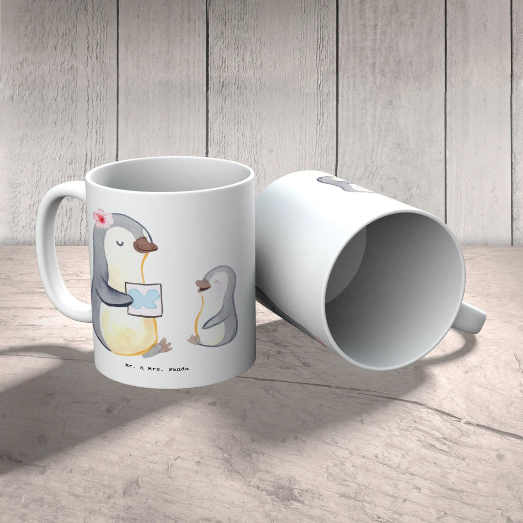 Tasse Logopädin mit Herz Tasse, Kaffeetasse, Teetasse, Becher, Kaffeebecher, Teebecher, Keramiktasse, Porzellantasse, Büro Tasse, Geschenk Tasse, Tasse Sprüche, Tasse Motive, Kaffeetassen, Tasse bedrucken, Designer Tasse, Cappuccino Tassen, Schöne Teetassen, Beruf, Ausbildung, Jubiläum, Abschied, Rente, Kollege, Kollegin, Geschenk, Schenken, Arbeitskollege, Mitarbeiter, Firma, Danke, Dankeschön, Logopädin, Logopädie, Studium