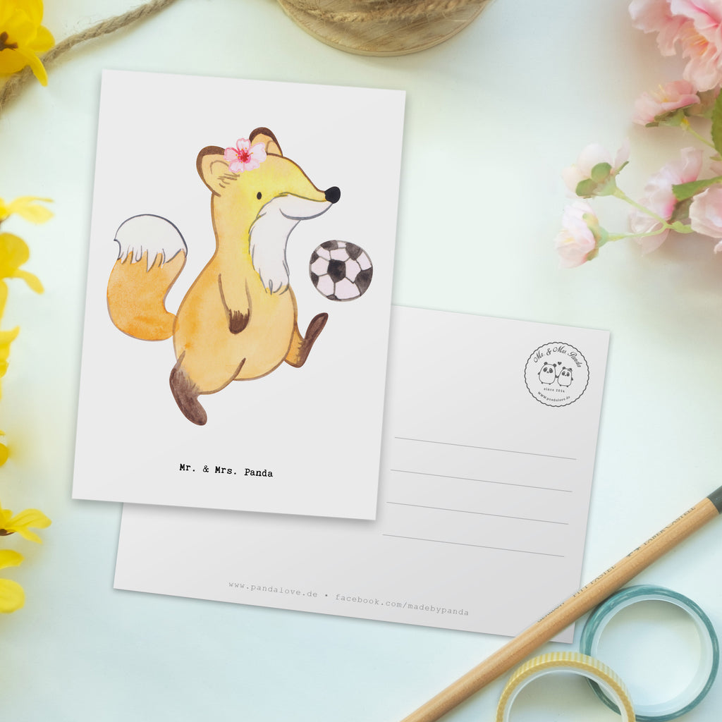 Postkarte Fußballerin mit Herz Postkarte, Karte, Geschenkkarte, Grußkarte, Einladung, Ansichtskarte, Geburtstagskarte, Einladungskarte, Dankeskarte, Ansichtskarten, Einladung Geburtstag, Einladungskarten Geburtstag, Beruf, Ausbildung, Jubiläum, Abschied, Rente, Kollege, Kollegin, Geschenk, Schenken, Arbeitskollege, Mitarbeiter, Firma, Danke, Dankeschön, Fußballerin, Fußballspielerin, Profi Fußballerin, Fußballspiel, Glücksbringer