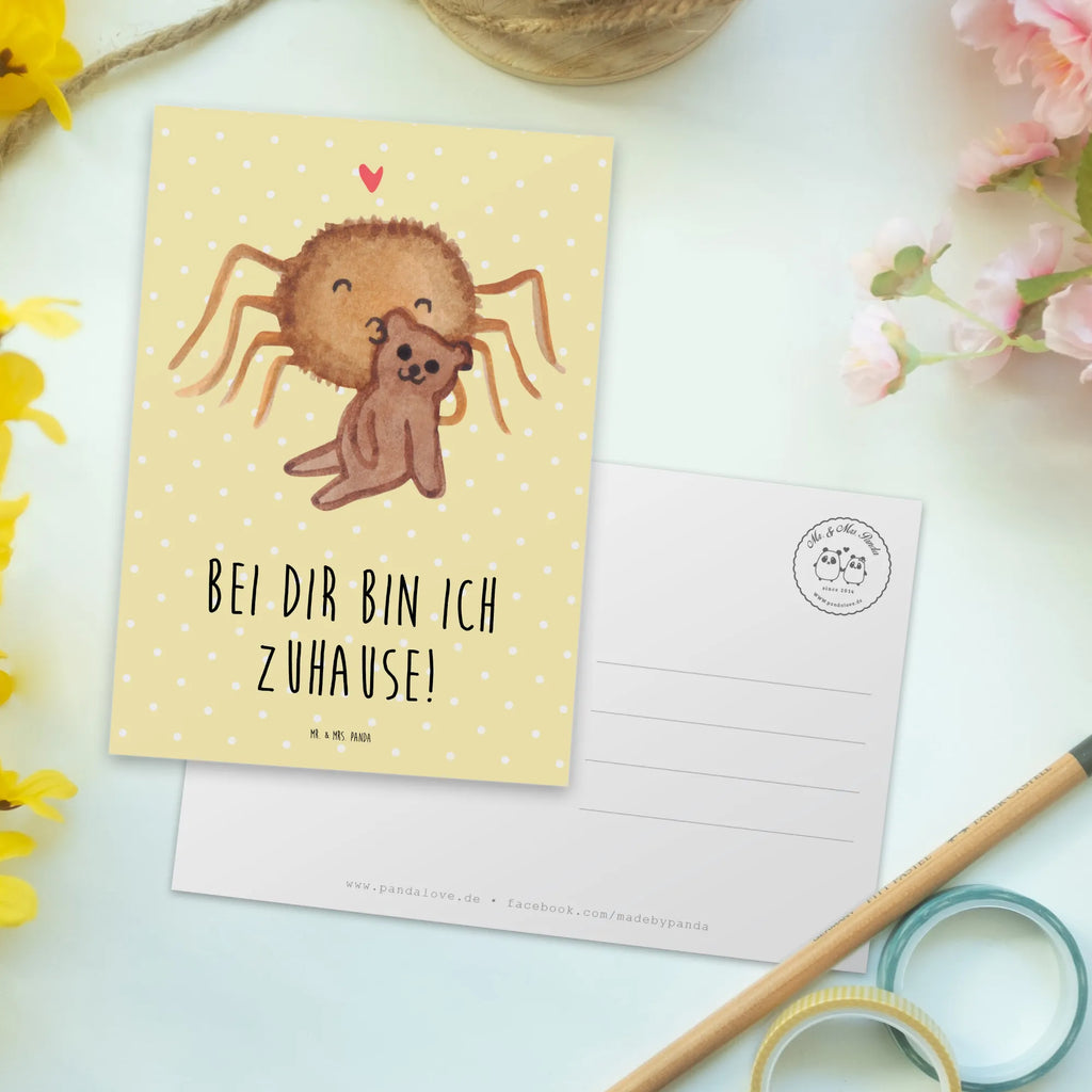 Postkarte Spinne Agathe Teddy Postkarte, Karte, Geschenkkarte, Grußkarte, Einladung, Ansichtskarte, Geburtstagskarte, Einladungskarte, Dankeskarte, Ansichtskarten, Einladung Geburtstag, Einladungskarten Geburtstag, Spinne Agathe, Spinne, Agathe, Videos, Merchandise, Freundschaft, Liebesgeschenk, Verliebt, Liebesbeweis, Teddy, Treue, Miteinander, Dankeschön