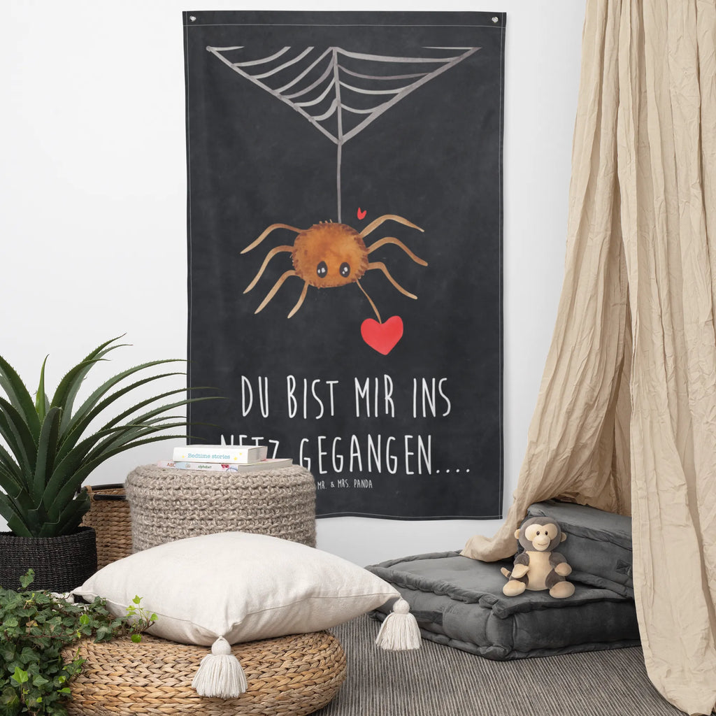 Wandteppich Spinne Agathe Liebe Wandbehang, Dekoration, Boho, Wandteppich, Wandtuch, Wanddeko, Tapisserie, Tapestry, Wandbild, Textil-Kunst, Schmuck-Wandbehang, Wand Deko, Kinderzimmer, Kinderzimmer Wand, Kinderzimmer Deko, Kinderzimmer Wanddeko, Spinne Agathe, Spinne, Agathe, Videos, Merchandise, Liebe, Verliebt, Liebesbeweis, Liebesgeschenk