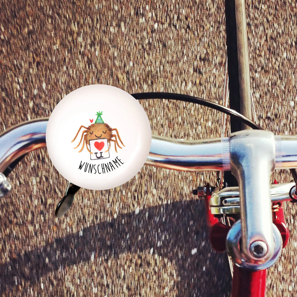 Personalisierte Fahrradklingel Spinne Agathe Brief Personalisierte Fahrradklingel, Personalisierte Fahrradglocke, Fahrradklingel mit Namen, Fahrradglocke mit Namen, Fahrradklingel selbst gestalten, Fahrradklingel Wunschname, Fahrradklingel Personalisiert, Fahrradklingel Individuell, Individuelle Fahrradklingel, Fahrradklingel Individuell Gestalten, Spinne Agathe, Spinne, Agathe, Videos, Merchandise, Liebesbeweis, Ich Liebe dich, Heiratsantrag, Verliebt, Liebespaar, Liebesgeschenk, Treuebeweis, Treuetest