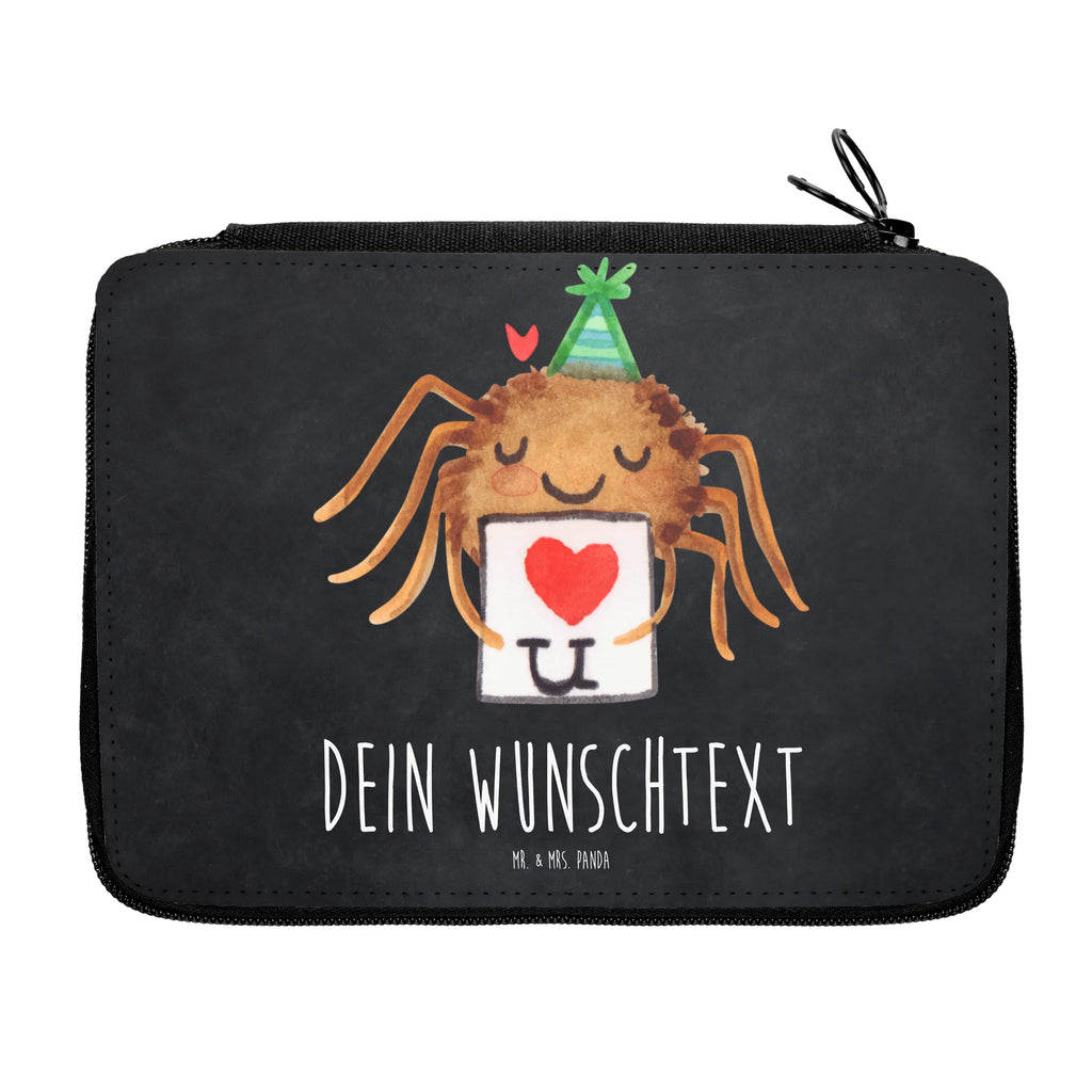 Personalisierte Federmappe Spinne Agathe Brief Personalisierte Federmappe, Personalisierte Stiftetasche, PersonalisierteS Stifte Etui, Schule, Einschulung, Geschenk, Kind, Schüler, Schülerin, Personalisierte Stifterolle, PersonalisierteS Federmäppchen, Motiv, Grundschule, Federmäppchen bedruckt, Büro Stifte Etui, Bestückte Federmappe, Kinder Federmappe, Federmappe Einschulung, Federmappe mit Namen, Stiftemappe mit Namen, Stifterolle mit Namen, Federmäppchen mit Namen, Spinne Agathe, Spinne, Agathe, Videos, Merchandise, Liebesbeweis, Ich Liebe dich, Heiratsantrag, Verliebt, Liebespaar, Liebesgeschenk, Treuebeweis, Treuetest