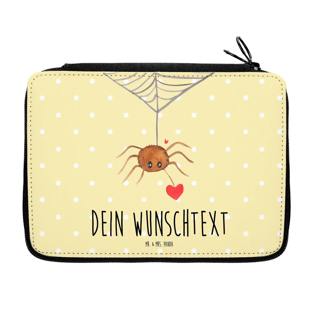 Personalisierte Federmappe Spinne Agathe Liebe Personalisierte Federmappe, Personalisierte Stiftetasche, PersonalisierteS Stifte Etui, Schule, Einschulung, Geschenk, Kind, Schüler, Schülerin, Personalisierte Stifterolle, PersonalisierteS Federmäppchen, Motiv, Grundschule, Federmäppchen bedruckt, Büro Stifte Etui, Bestückte Federmappe, Kinder Federmappe, Federmappe Einschulung, Federmappe mit Namen, Stiftemappe mit Namen, Stifterolle mit Namen, Federmäppchen mit Namen, Spinne Agathe, Spinne, Agathe, Videos, Merchandise, Liebe, Verliebt, Liebesbeweis, Liebesgeschenk