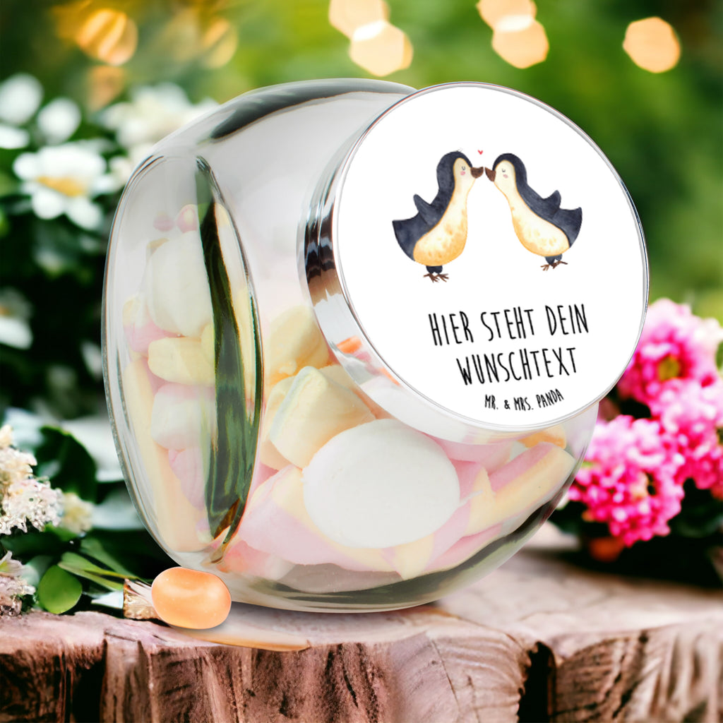 Personalisiertes Bonbonglas Pinguine Kuss Vorratsdose, Vorratsbehälter, Süßigkeitenglas, Süßigkeitendose, Kaffeedose, Müslidose, Teedose, Keksbehälter, Keksedose, Glasdose, Glasbälter, Vorratsglas, Küchenbehälter, Aufbewahrungsdose, Aufbewahungsglas, Gewürzdose, Küchenorganizer, Snackdose, Liebe, Partner, Freund, Freundin, Ehemann, Ehefrau, Heiraten, Verlobung, Heiratsantrag, Liebesgeschenk, Jahrestag, Hocheitstag, Valentinstag, Geschenk für Frauen, Hochzeitstag, Mitbringsel, Geschenk für Freundin, Geschenk für Partner, Liebesbeweis, für Männer, für Ehemann