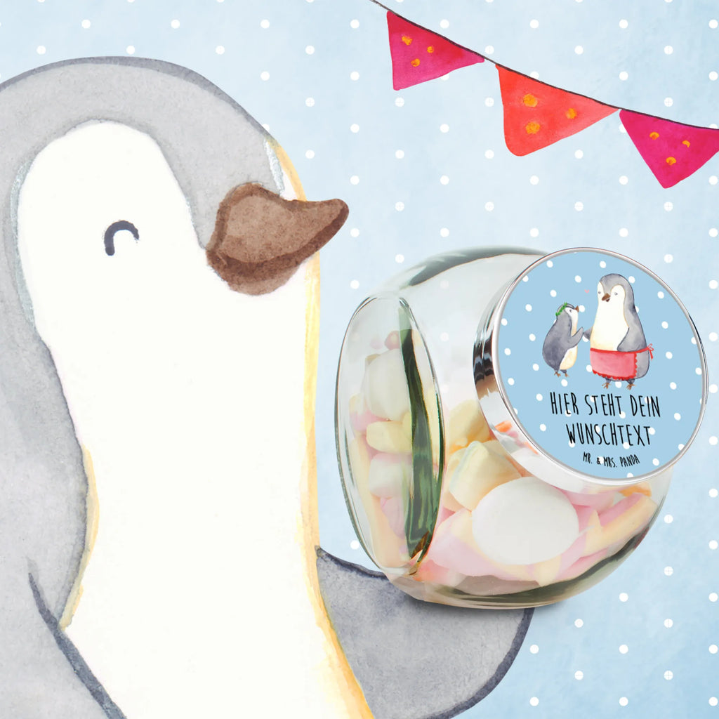 Personalisiertes Bonbonglas Pinguin mit Kind Vorratsdose, Vorratsbehälter, Süßigkeitenglas, Süßigkeitendose, Kaffeedose, Müslidose, Teedose, Keksbehälter, Keksedose, Glasdose, Glasbälter, Vorratsglas, Küchenbehälter, Aufbewahrungsdose, Aufbewahungsglas, Gewürzdose, Küchenorganizer, Snackdose, Familie, Vatertag, Muttertag, Bruder, Schwester, Mama, Papa, Oma, Opa, Geschenk, Mami, Mutti, Mutter, Geburststag