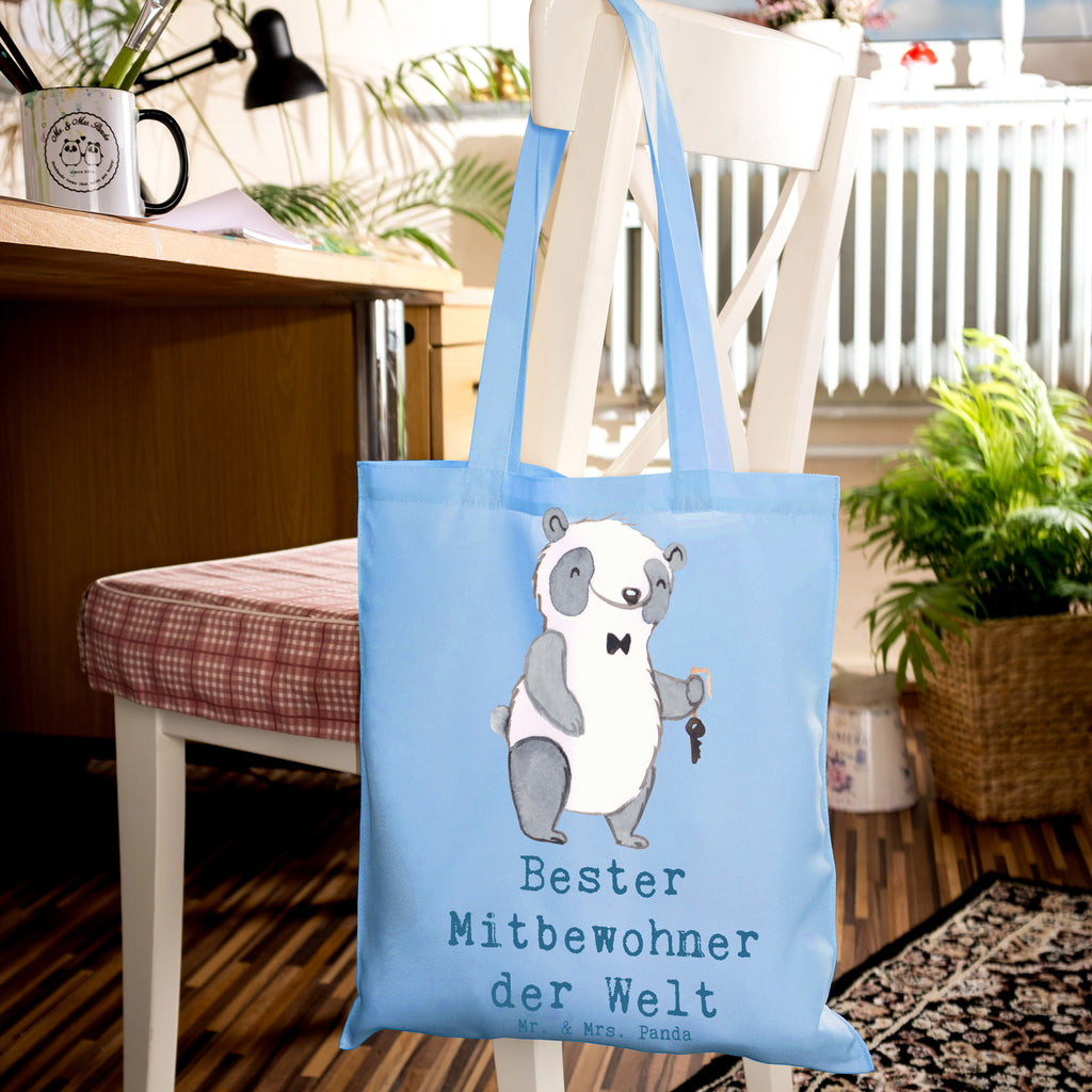 Tragetasche Panda Bester Mitbewohner der Welt Beuteltasche, Beutel, Einkaufstasche, Jutebeutel, Stoffbeutel, Tasche, Shopper, Umhängetasche, Strandtasche, Schultertasche, Stofftasche, Tragetasche, Badetasche, Jutetasche, Einkaufstüte, Laptoptasche, für, Dankeschön, Geschenk, Schenken, Geburtstag, Geburtstagsgeschenk, Geschenkidee, Danke, Bedanken, Mitbringsel, Freude machen, Geschenktipp, Mitbewohner, WG, Zimmernachbar, Wohngemeinschaft, WG-Bewohner, Zimmerkollege, Zimmergenosse, Stubenkamerad