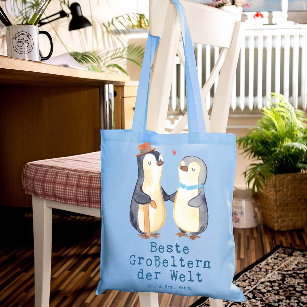 Tragetasche Pinguin Beste Großeltern der Welt Beuteltasche, Beutel, Einkaufstasche, Jutebeutel, Stoffbeutel, Tasche, Shopper, Umhängetasche, Strandtasche, Schultertasche, Stofftasche, Tragetasche, Badetasche, Jutetasche, Einkaufstüte, Laptoptasche, für, Dankeschön, Geschenk, Schenken, Geburtstag, Geburtstagsgeschenk, Geschenkidee, Danke, Bedanken, Mitbringsel, Freude machen, Geschenktipp, Großeltern, Grosseltern, Großmutter, Großvater, Opa, Omi, Oma, Opi. Großpapa, Großmama, Enkel, Enkelin, Enkelkind, Kleinigkeit, Omma, Ommi, Oppa, Oppi, Bester