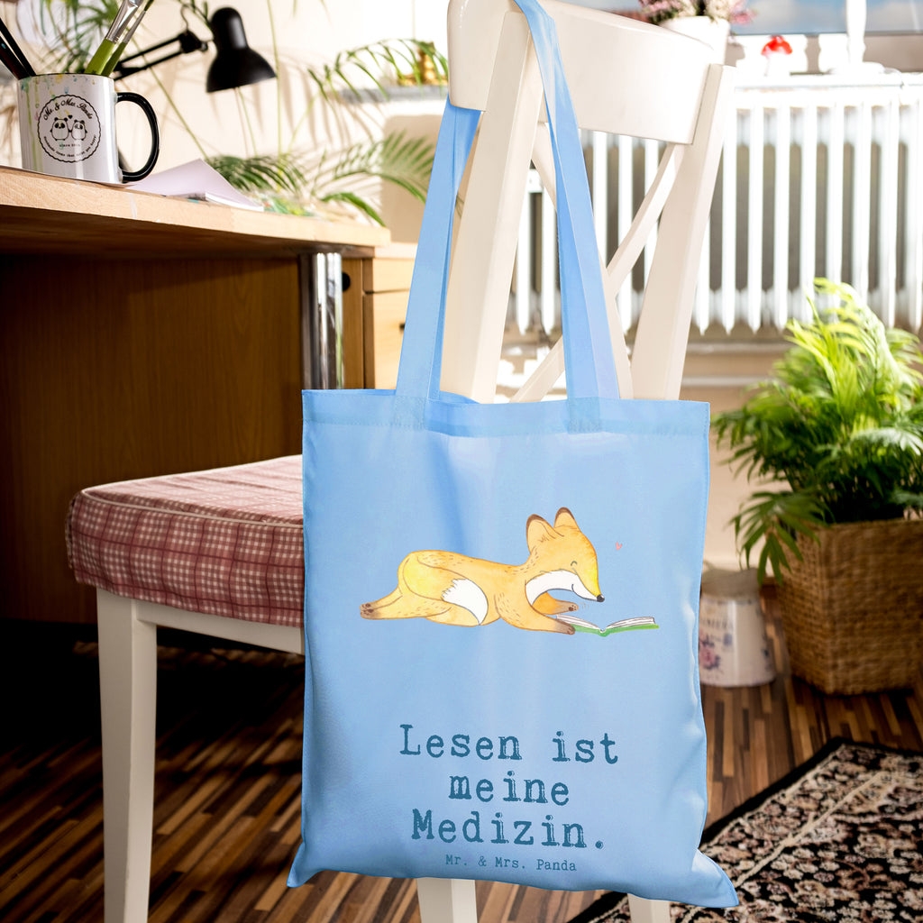 Tragetasche Fuchs Lesen Beuteltasche, Beutel, Einkaufstasche, Jutebeutel, Stoffbeutel, Tasche, Shopper, Umhängetasche, Strandtasche, Schultertasche, Stofftasche, Tragetasche, Badetasche, Jutetasche, Einkaufstüte, Laptoptasche, Geschenk, Sport, Sportart, Hobby, Schenken, Danke, Dankeschön, Auszeichnung, Gewinn, Sportler, lesen, Bücher lesen, Bücherwurm