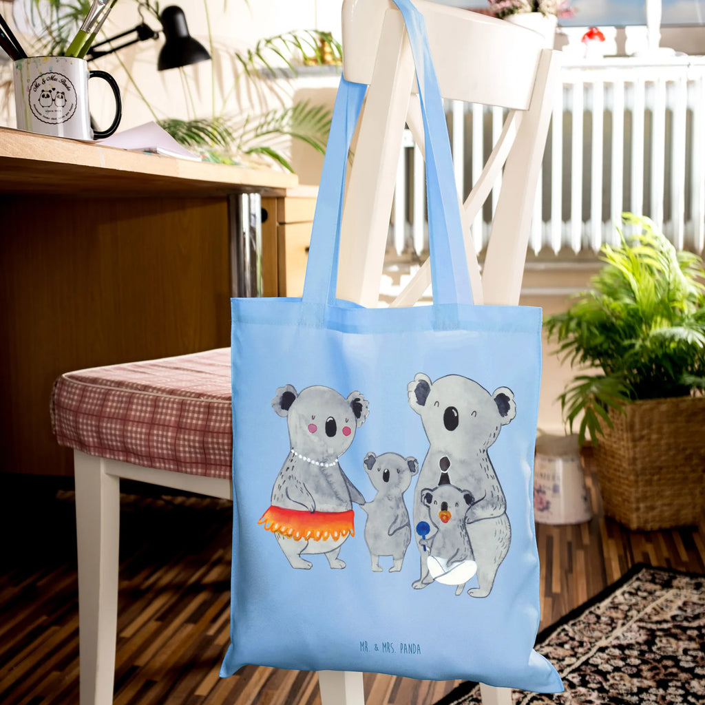 Tragetasche Koala Familie Beuteltasche, Beutel, Einkaufstasche, Jutebeutel, Stoffbeutel, Tasche, Shopper, Umhängetasche, Strandtasche, Schultertasche, Stofftasche, Tragetasche, Badetasche, Jutetasche, Einkaufstüte, Laptoptasche, Familie, Vatertag, Muttertag, Bruder, Schwester, Mama, Papa, Oma, Opa, Koala, Koalas, Family, Kinder, Geschwister, Familienleben