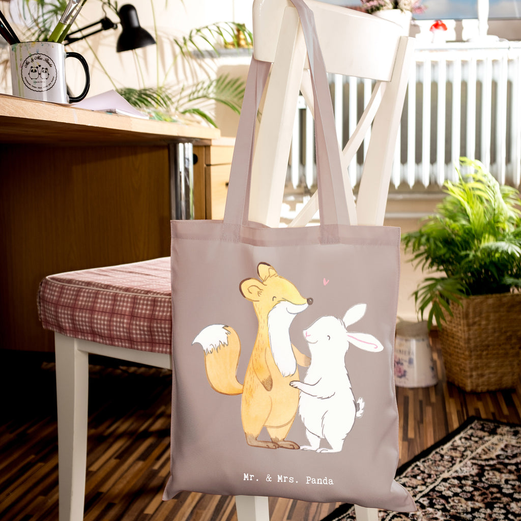 Tragetasche Fuchs Hase Freunde treffen Beuteltasche, Beutel, Einkaufstasche, Jutebeutel, Stoffbeutel, Tasche, Shopper, Umhängetasche, Strandtasche, Schultertasche, Stofftasche, Tragetasche, Badetasche, Jutetasche, Einkaufstüte, Laptoptasche, Geschenk, Sport, Sportart, Hobby, Schenken, Danke, Dankeschön, Auszeichnung, Gewinn, Sportler, Freunde treffen