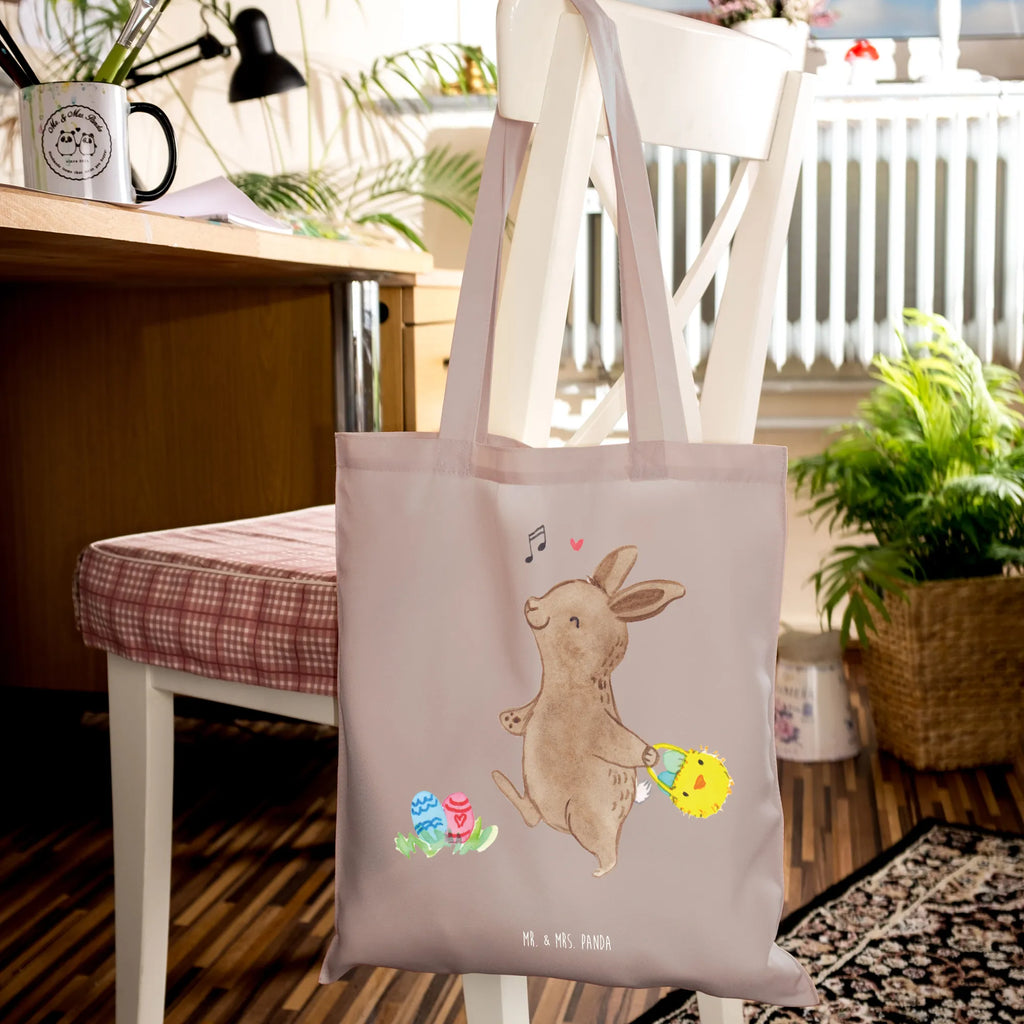 Tragetasche Hase Eiersuche Beuteltasche, Beutel, Einkaufstasche, Jutebeutel, Stoffbeutel, Tasche, Shopper, Umhängetasche, Strandtasche, Schultertasche, Stofftasche, Tragetasche, Badetasche, Jutetasche, Einkaufstüte, Laptoptasche, Ostern, Osterhase, Ostergeschenke, Osternest, Osterdeko, Geschenke zu Ostern, Ostern Geschenk, Ostergeschenke Kinder, Ostern Kinder