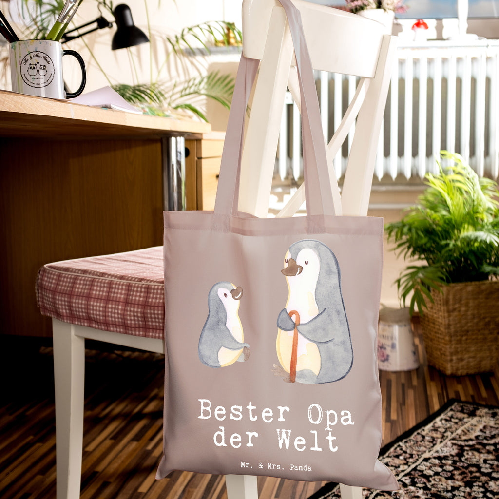 Tragetasche Pinguin Bester Opa der Welt Beuteltasche, Beutel, Einkaufstasche, Jutebeutel, Stoffbeutel, Tasche, Shopper, Umhängetasche, Strandtasche, Schultertasche, Stofftasche, Tragetasche, Badetasche, Jutetasche, Einkaufstüte, Laptoptasche, für, Dankeschön, Geschenk, Schenken, Geburtstag, Geburtstagsgeschenk, Geschenkidee, Danke, Bedanken, Mitbringsel, Freude machen, Geschenktipp, Großvater, Grossvater, Opa, Opi. Großpapa, Großeltern, Enkel, Enkelin, Enkelkind, Kleinigkeit, Oppa, Oppi, Bester