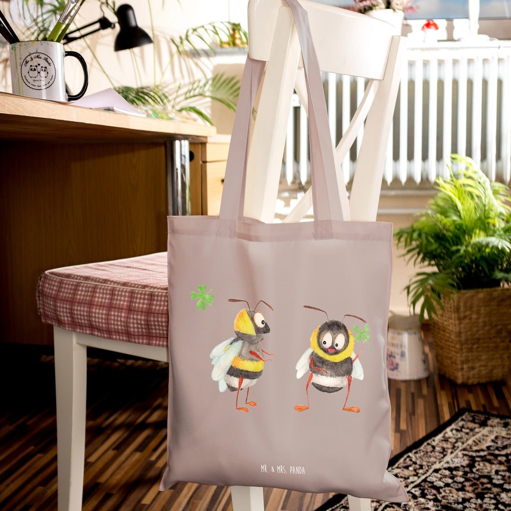 Tragetasche Bienen Paar Beuteltasche, Beutel, Einkaufstasche, Jutebeutel, Stoffbeutel, Tasche, Shopper, Umhängetasche, Strandtasche, Schultertasche, Stofftasche, Tragetasche, Badetasche, Jutetasche, Einkaufstüte, Laptoptasche, Liebe, Partner, Freund, Freundin, Ehemann, Ehefrau, Heiraten, Verlobung, Heiratsantrag, Liebesgeschenk, Jahrestag, Hocheitstag, Valentinstag, Geschenk für Frauen, Hochzeitstag, Mitbringsel, Geschenk für Freundin, Geschenk für Partner, Liebesbeweis, für Männer, für Ehemann, Schildkröten, verliebte Schildkröten