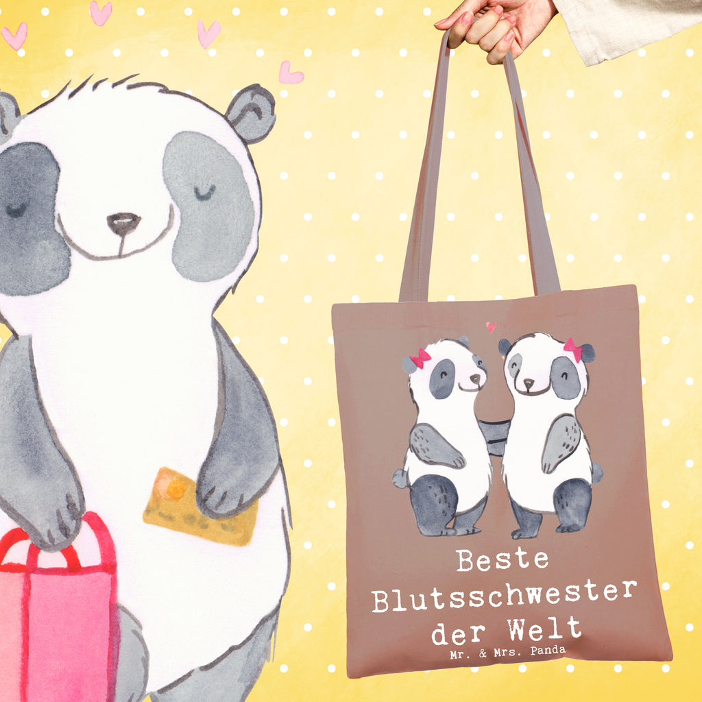 Tragetasche Panda Beste Blutsschwester der Welt Beuteltasche, Beutel, Einkaufstasche, Jutebeutel, Stoffbeutel, Tasche, Shopper, Umhängetasche, Strandtasche, Schultertasche, Stofftasche, Tragetasche, Badetasche, Jutetasche, Einkaufstüte, Laptoptasche, für, Dankeschön, Geschenk, Schenken, Geburtstag, Geburtstagsgeschenk, Geschenkidee, Danke, Bedanken, Mitbringsel, Freude machen, Geschenktipp, Blutsschwester, Blutsgeschwister, Freundin, Bae, Schwestern, Schwester, Geschwister, Schwesterherz, Sister, Familie, Kleinigkeit, Beste, Tochter, Liebe