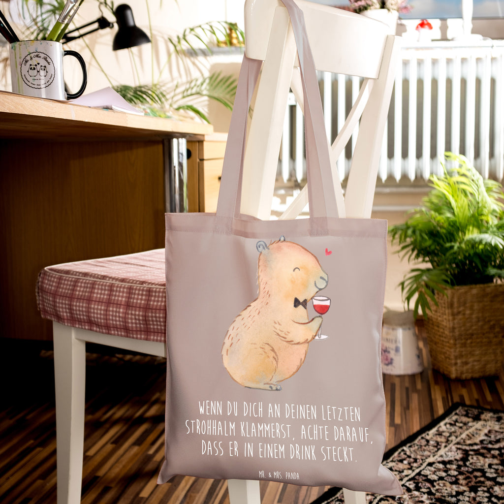 Tragetasche Capybara Wein Beuteltasche, Beutel, Einkaufstasche, Jutebeutel, Stoffbeutel, Tasche, Shopper, Umhängetasche, Strandtasche, Schultertasche, Stofftasche, Tragetasche, Badetasche, Jutetasche, Einkaufstüte, Laptoptasche, Tiermotive, Gute Laune, lustige Sprüche, Tiere, Capybara Weinflasche, Weinliebhaber Geschenk, Capybara Zeichnung, Adrette Tiere, Panda Handzeichnung, Weintrinkendes Nagetier, Capybara Kunstwerk, Geschenk für Weinkenner, Stilvolles Capybara, Heiterer Capybara, Liebe zum Wein Spruch, Wein Spaßbild, Handgezeichnetes Capybara